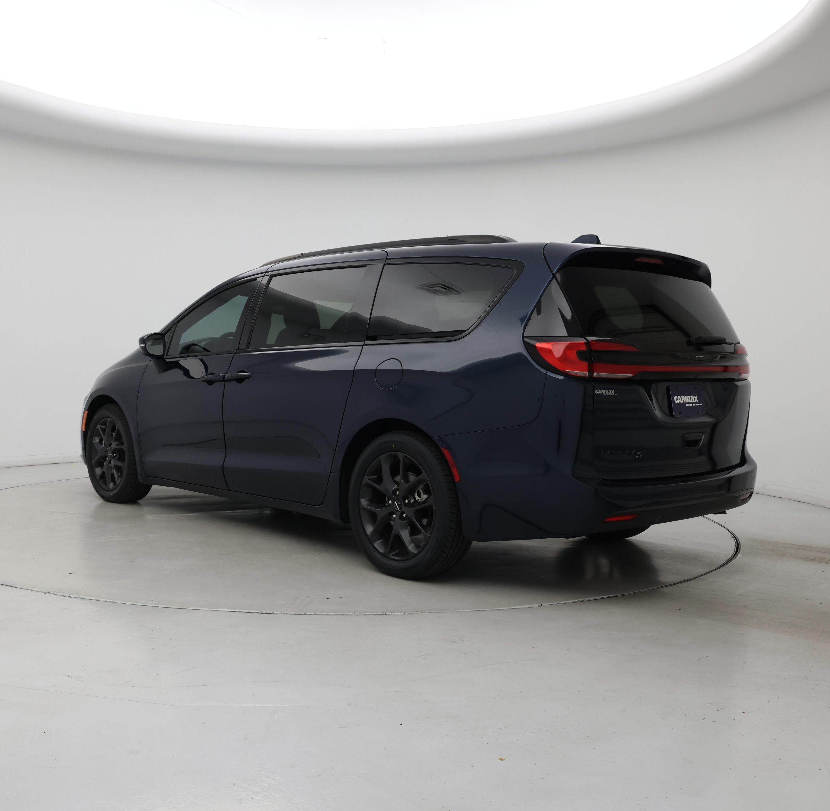 Thumbnail: 2022 Chrysler Pacifica - 2
