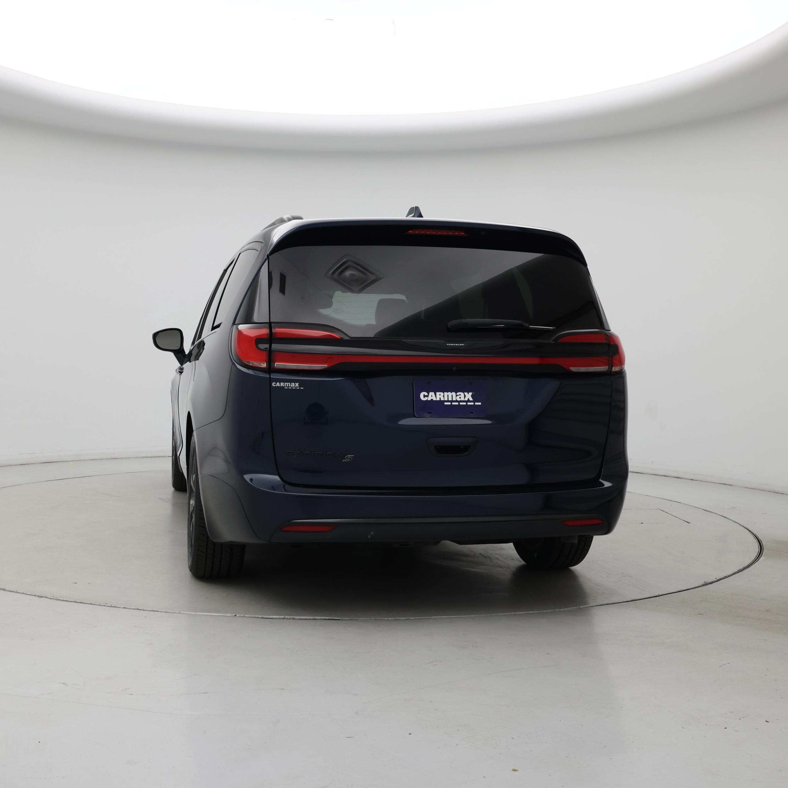 Thumbnail: 2022 Chrysler Pacifica - 6