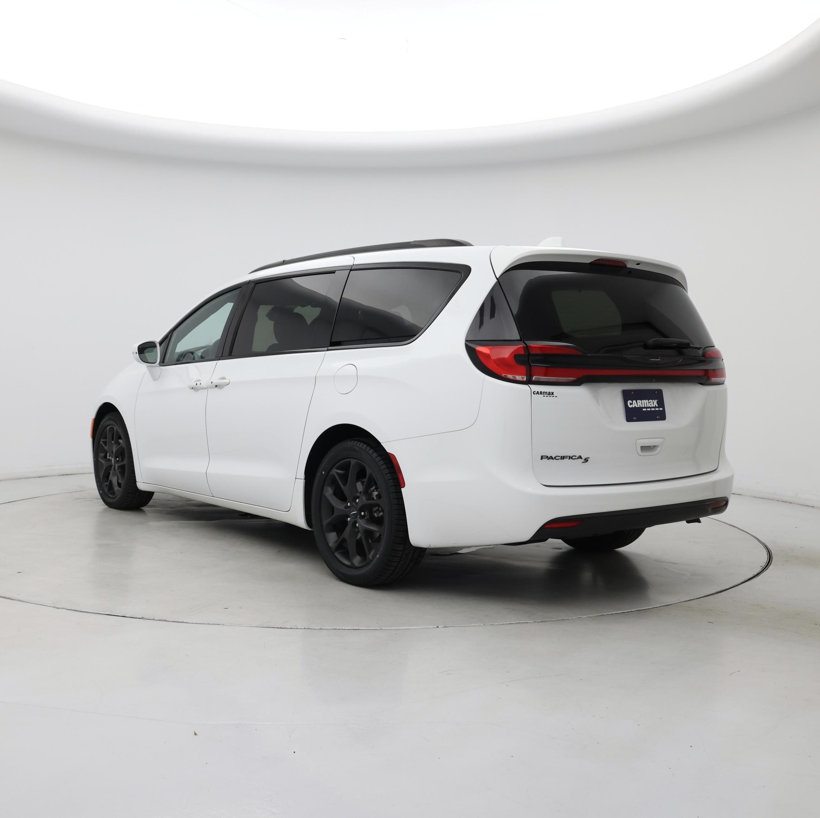 Thumbnail: 2022 Chrysler Pacifica - 2