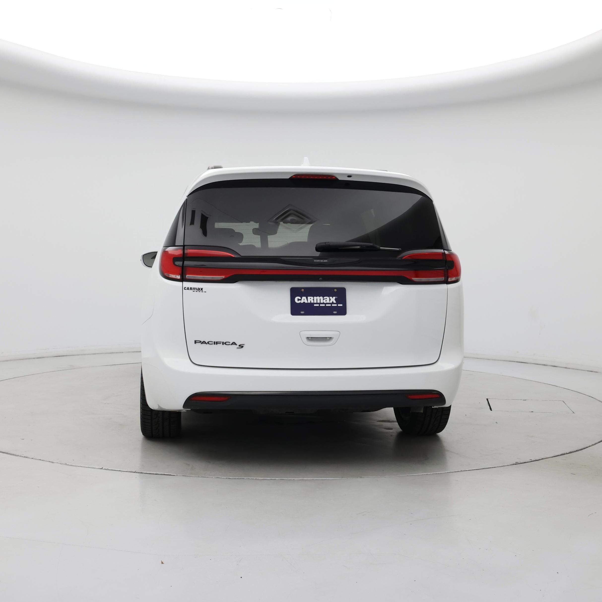 Thumbnail: 2022 Chrysler Pacifica - 6