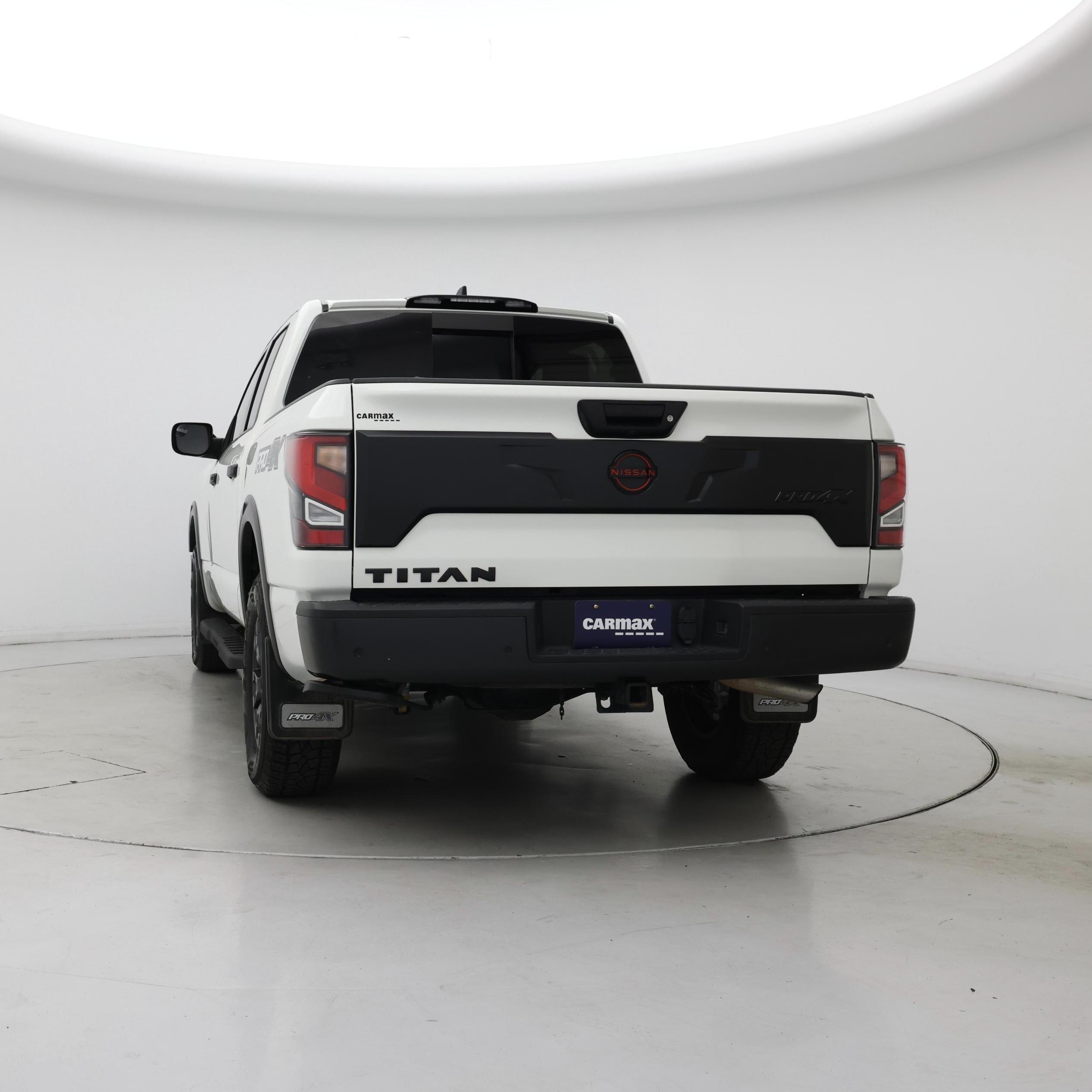 Thumbnail: 2023 Nissan Titan - 6