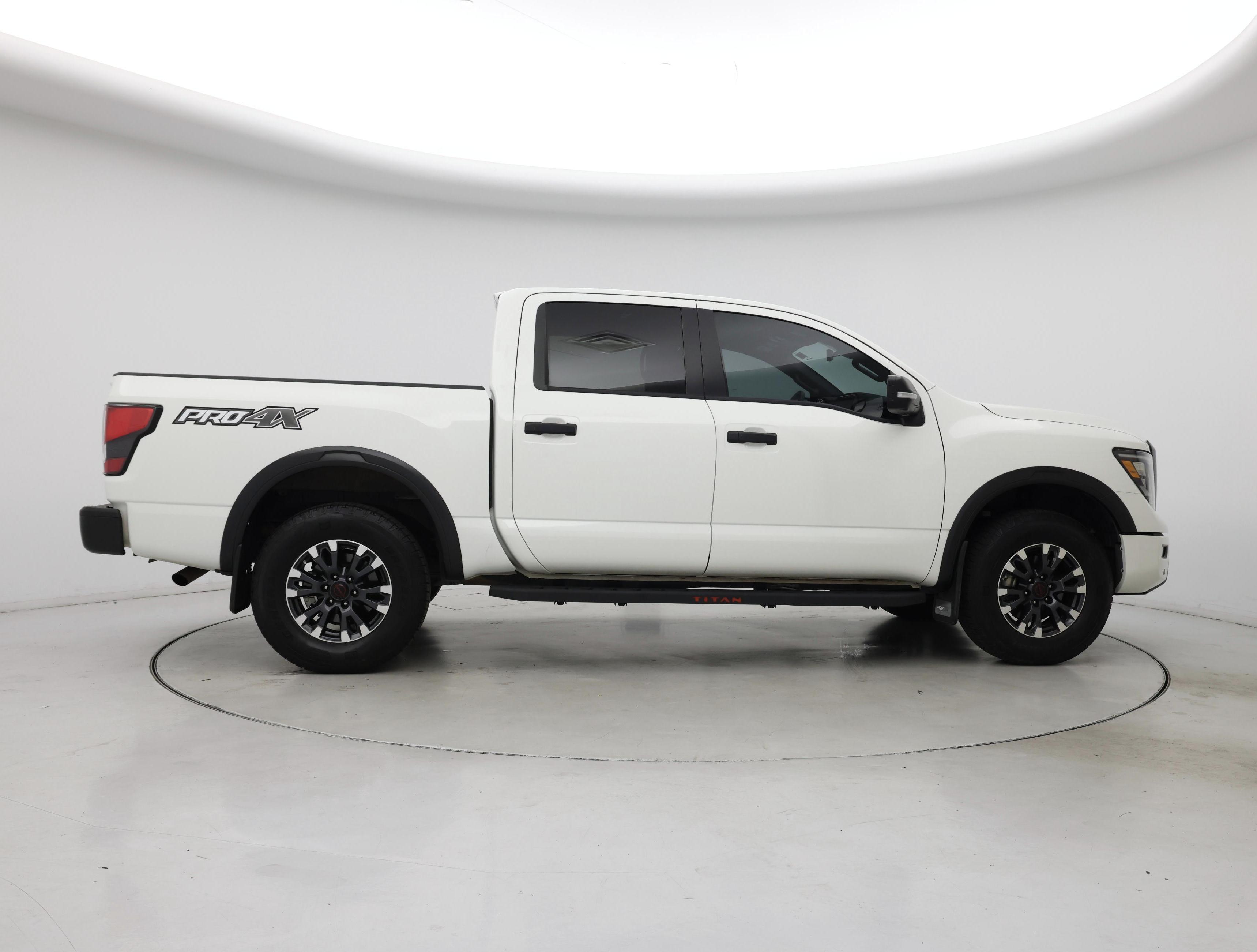 Thumbnail: 2023 Nissan Titan - 7