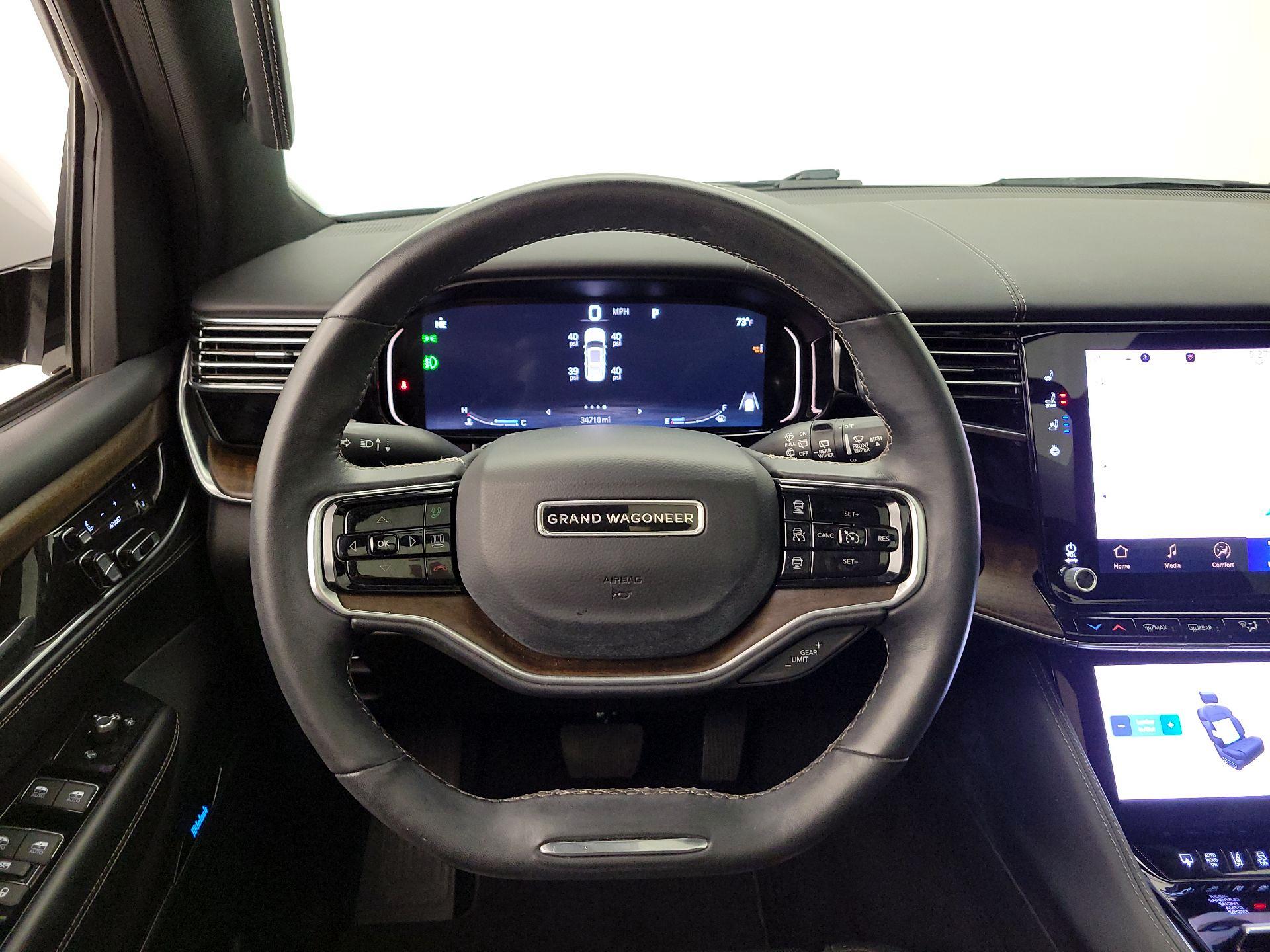 Thumbnail: 2022 Jeep Grand Wagoneer - 10