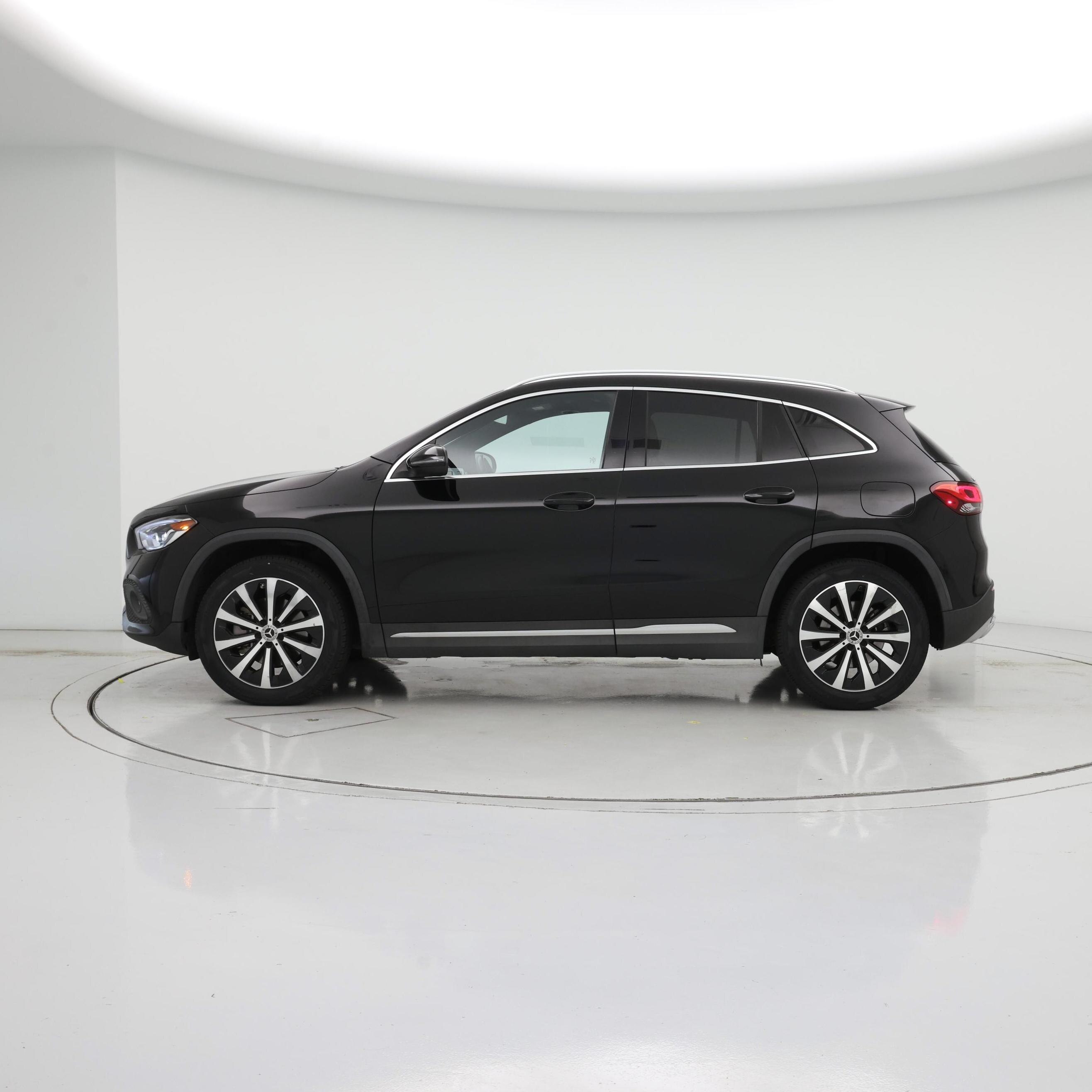 Thumbnail: 2023 Mercedes-Benz GLA - 3
