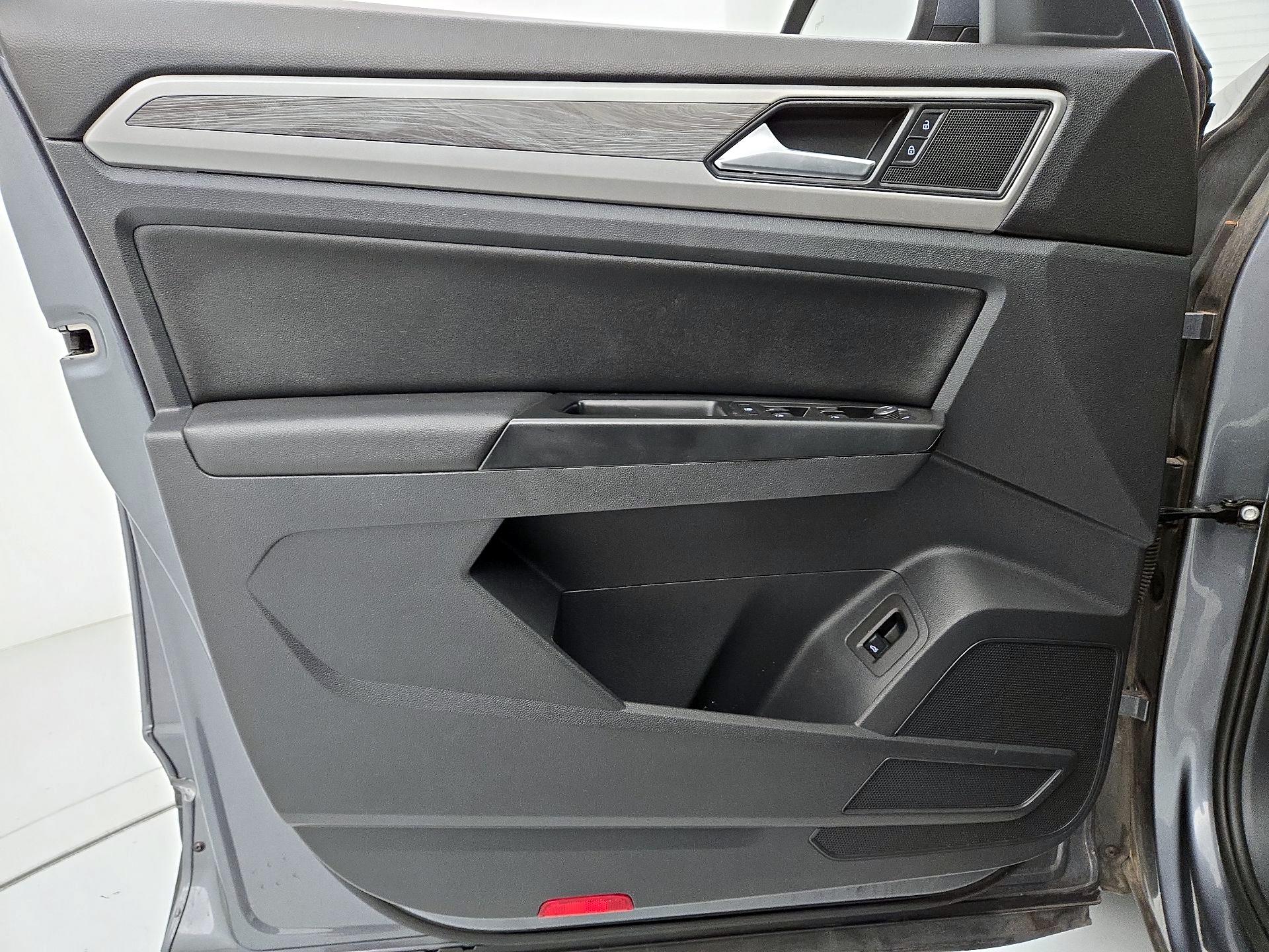Thumbnail: 2020 Volkswagen Atlas - 12