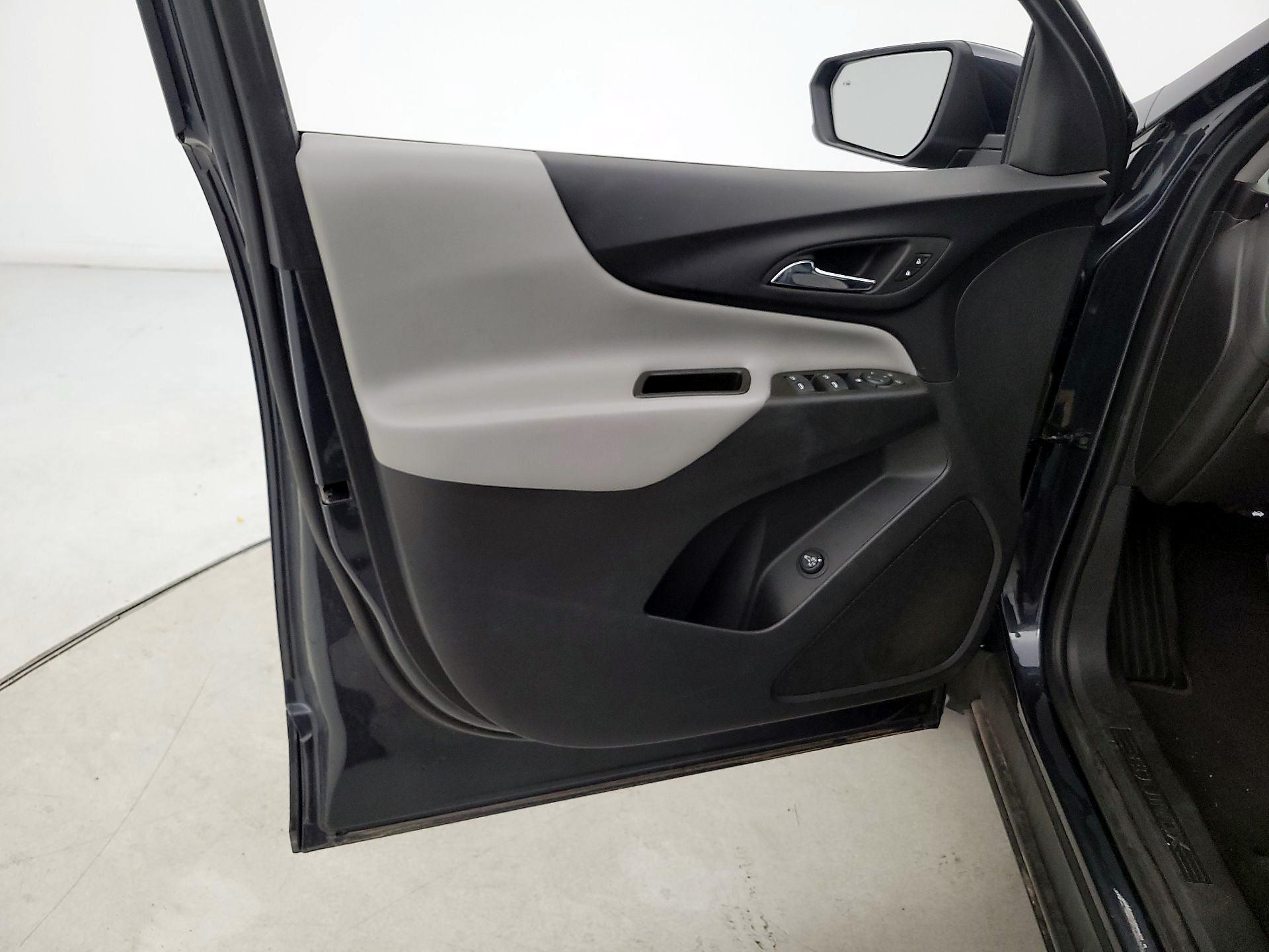 Thumbnail: 2023 Chevrolet Equinox - 12
