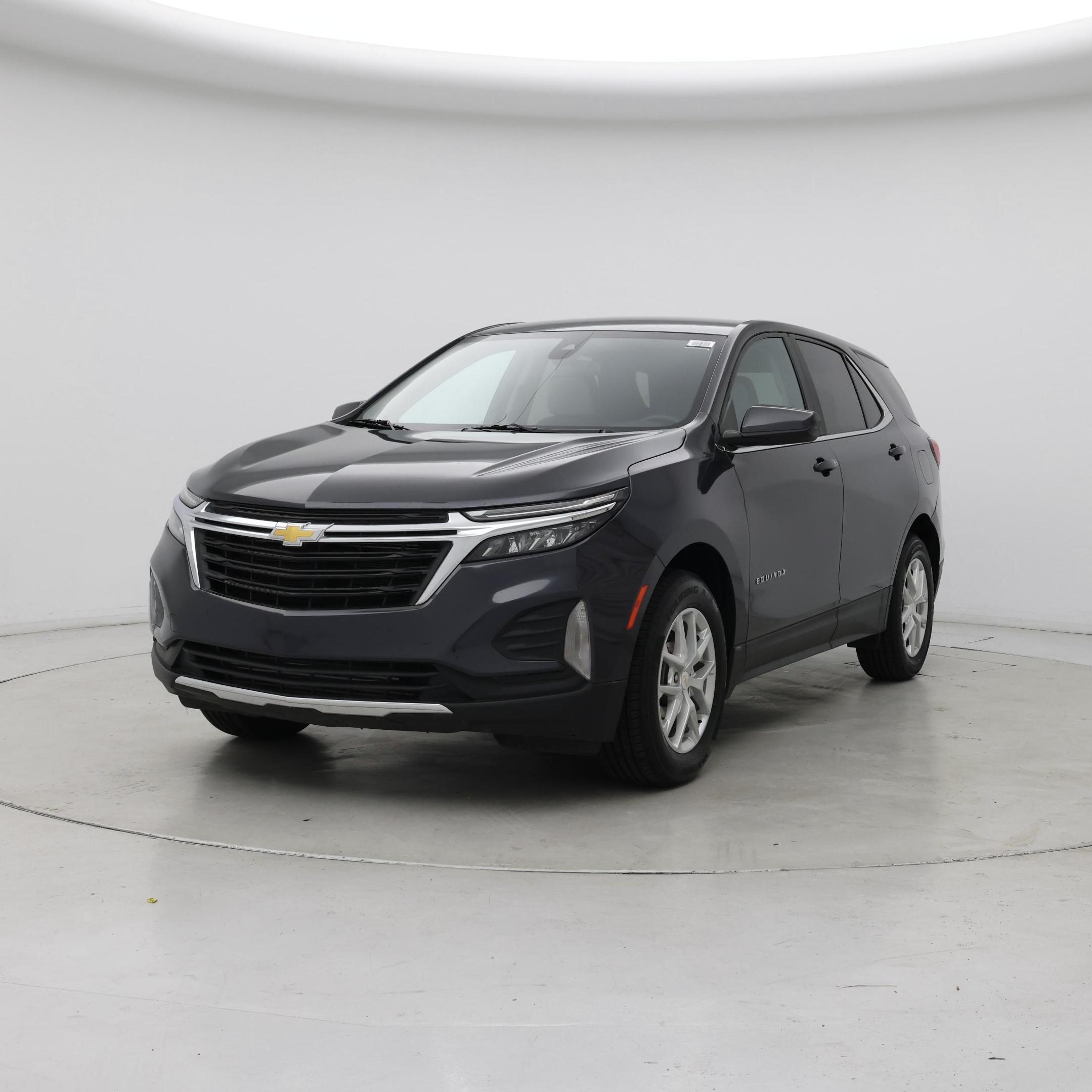 Thumbnail: 2023 Chevrolet Equinox - 4