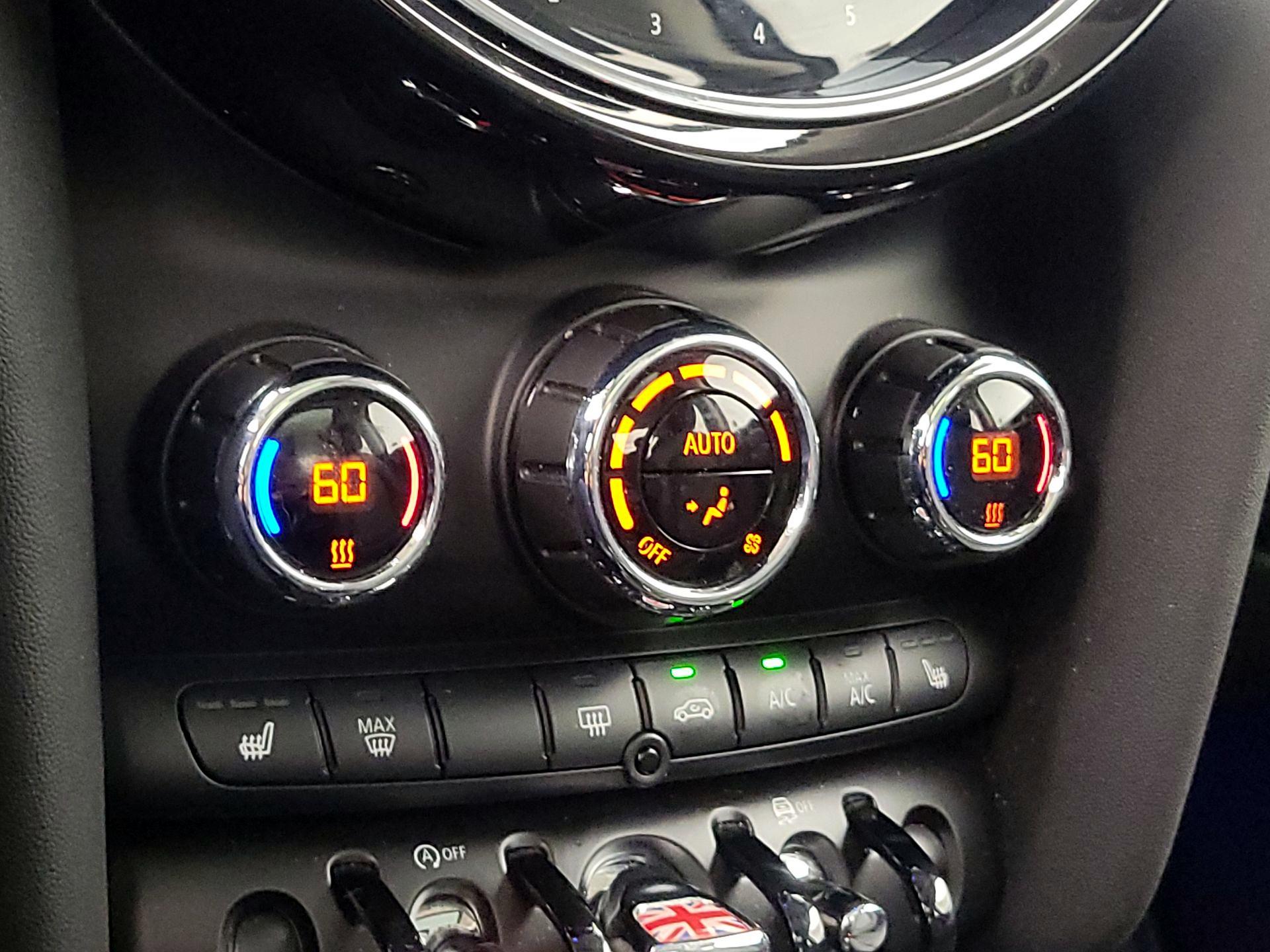 Thumbnail: 2023 MINI Cooper Hardtop - 16