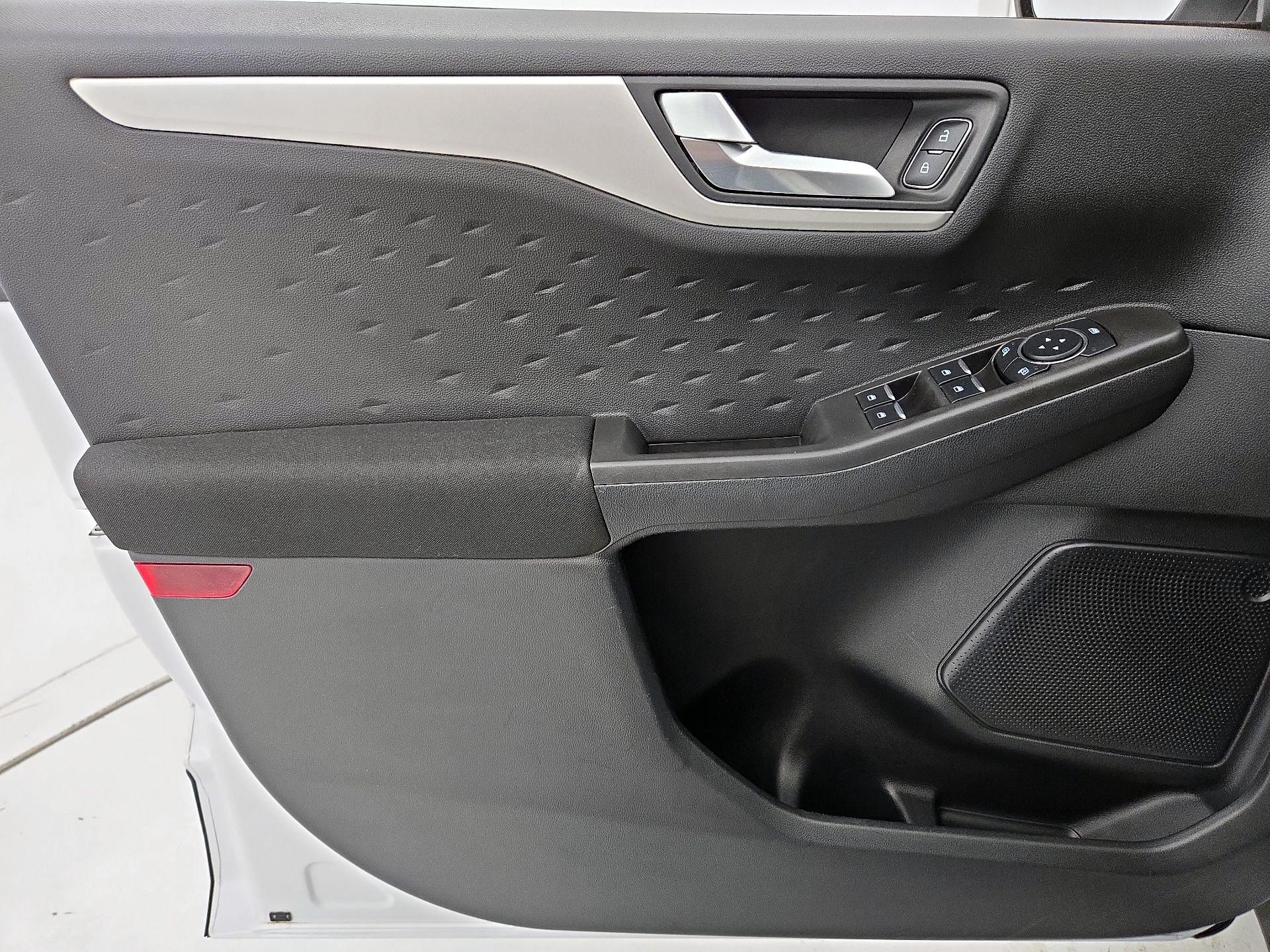 Thumbnail: 2020 Ford Escape - 12