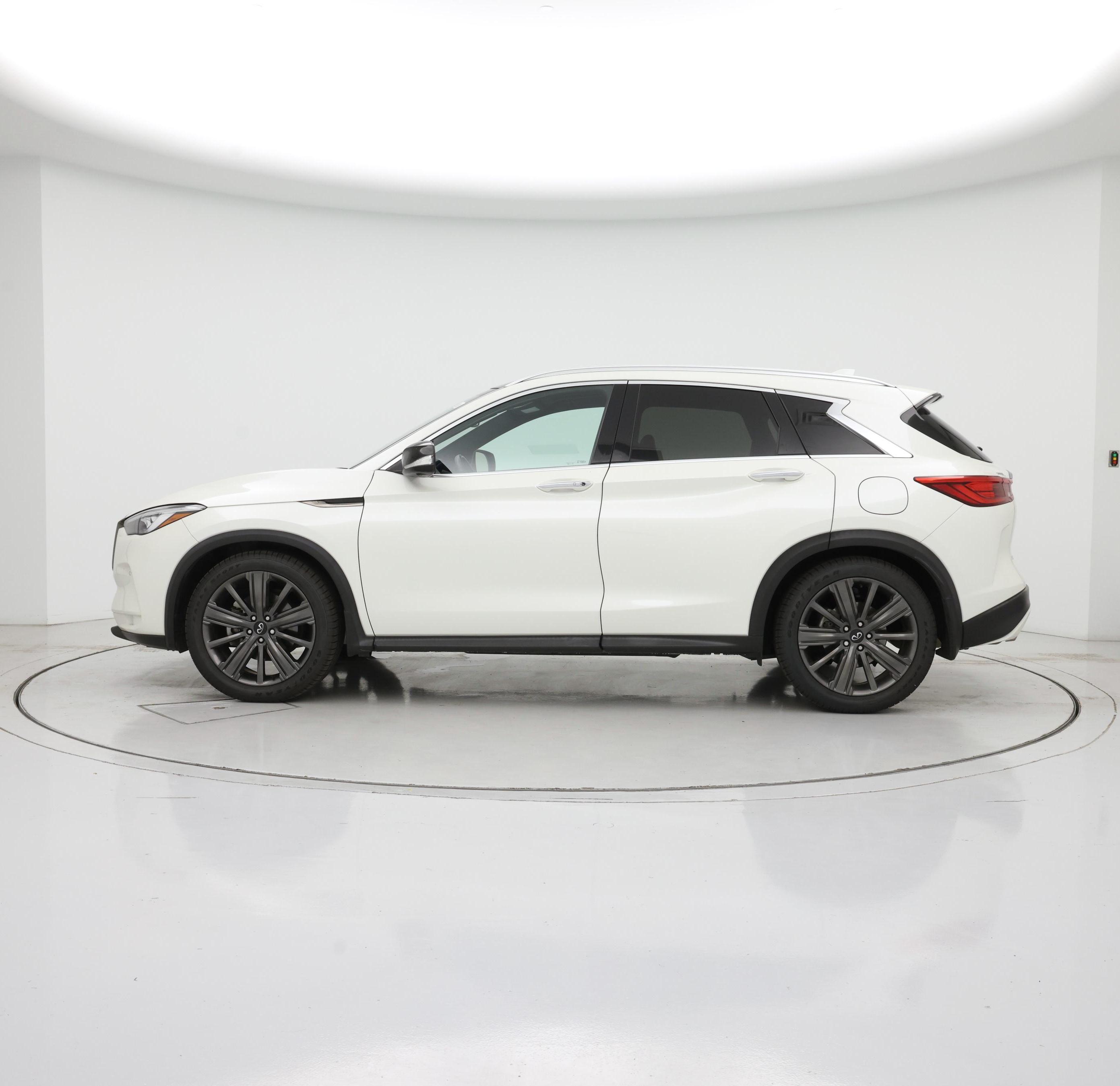 Thumbnail: 2020 INFINITI QX50 - 3