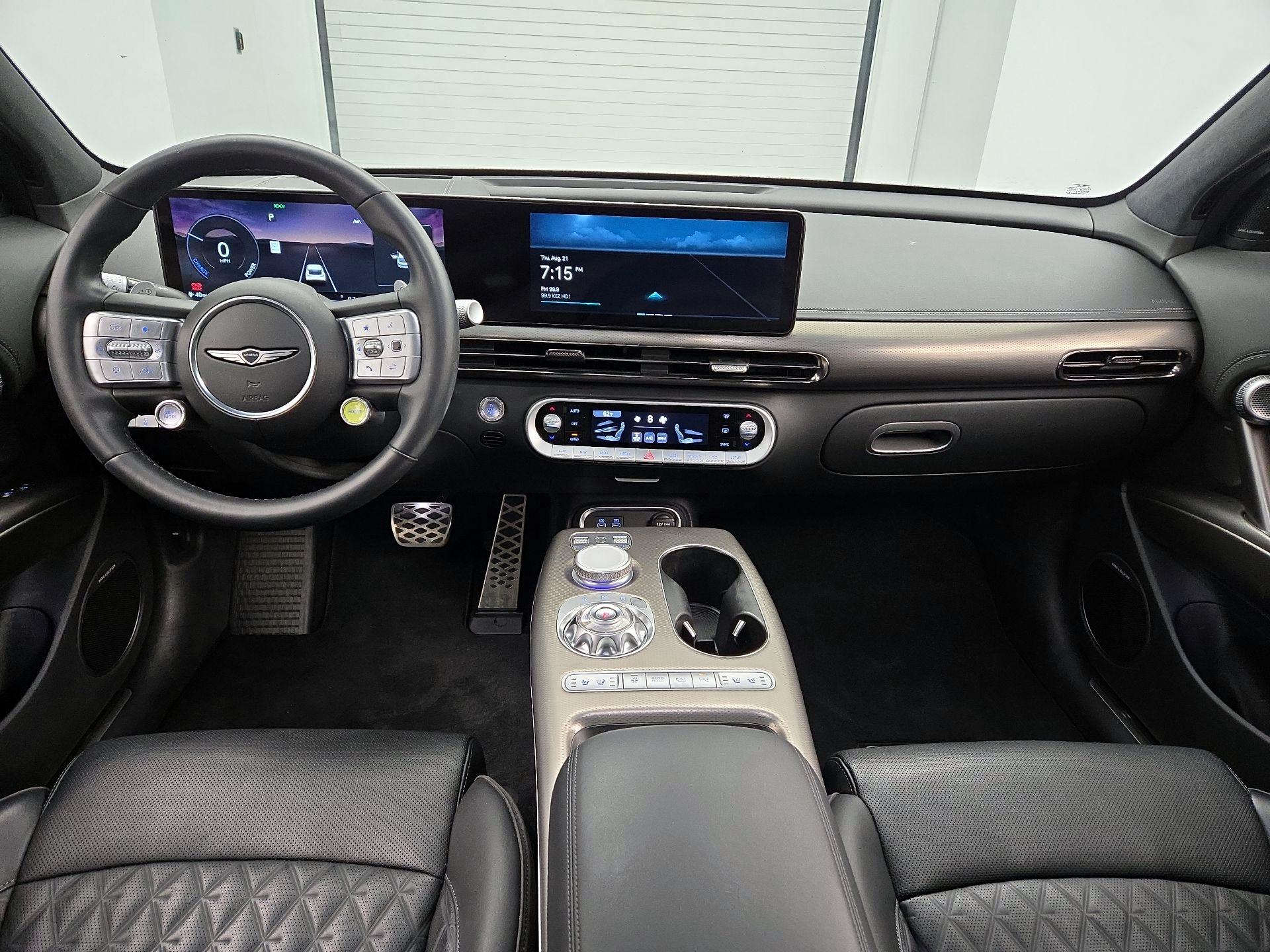 Thumbnail: 2023 Genesis GV60 - 9