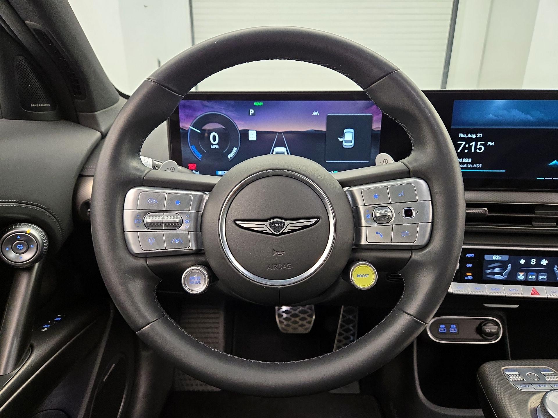 Thumbnail: 2023 Genesis GV60 - 10