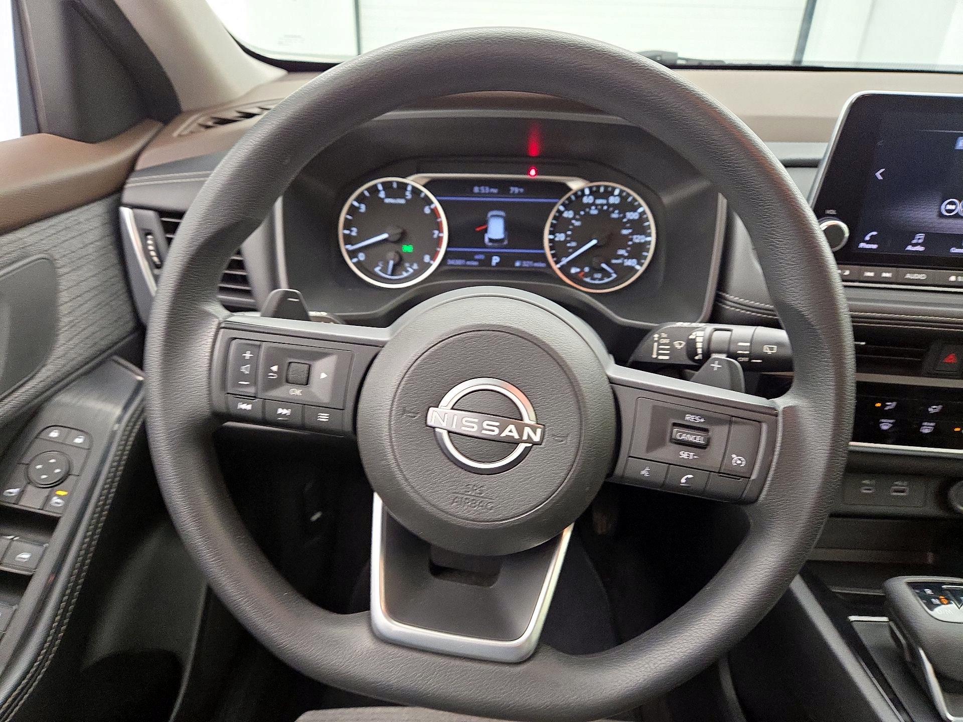 Thumbnail: 2022 Nissan Rogue - 10