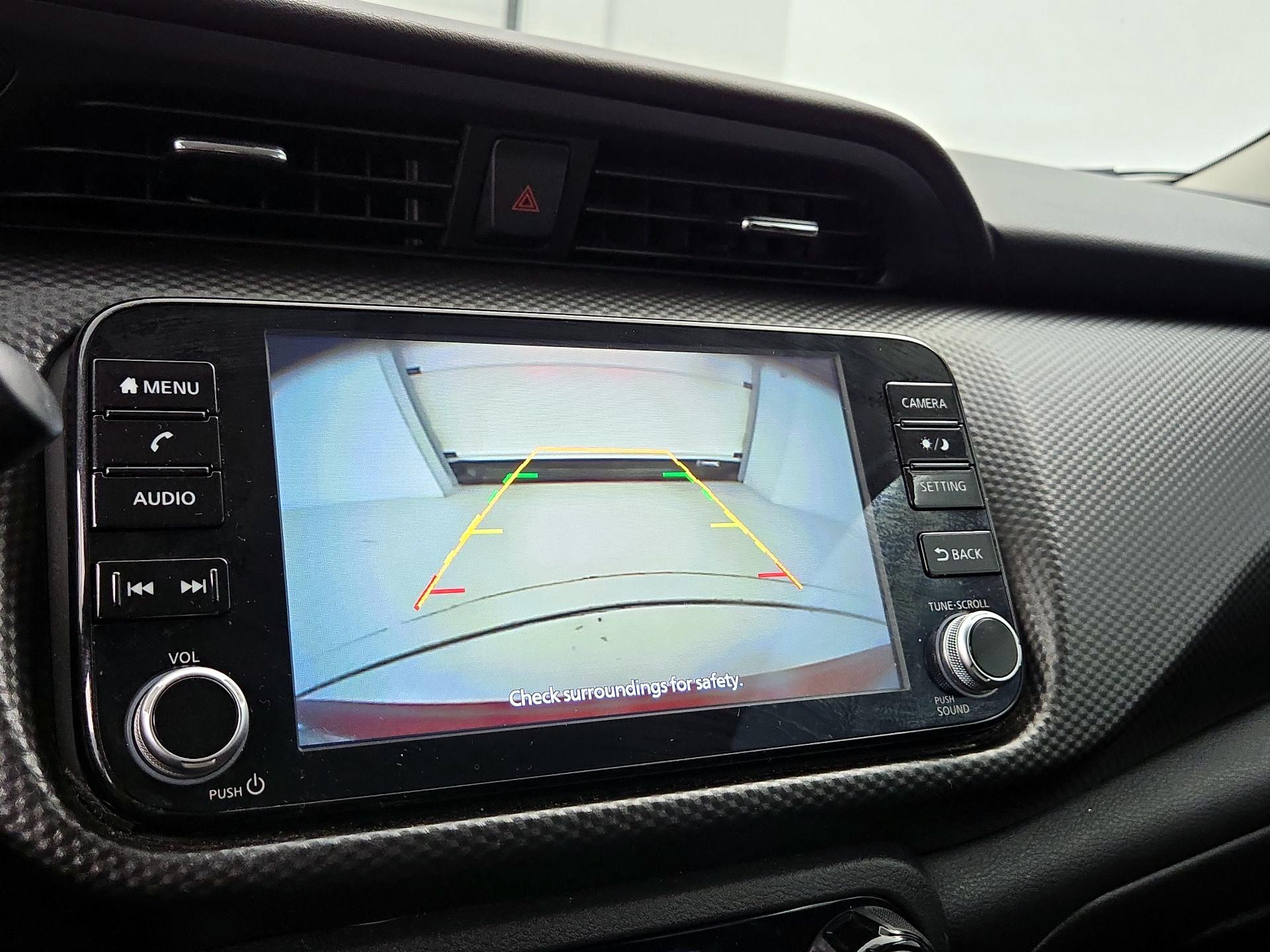 Thumbnail: 2021 Nissan Kicks - 14