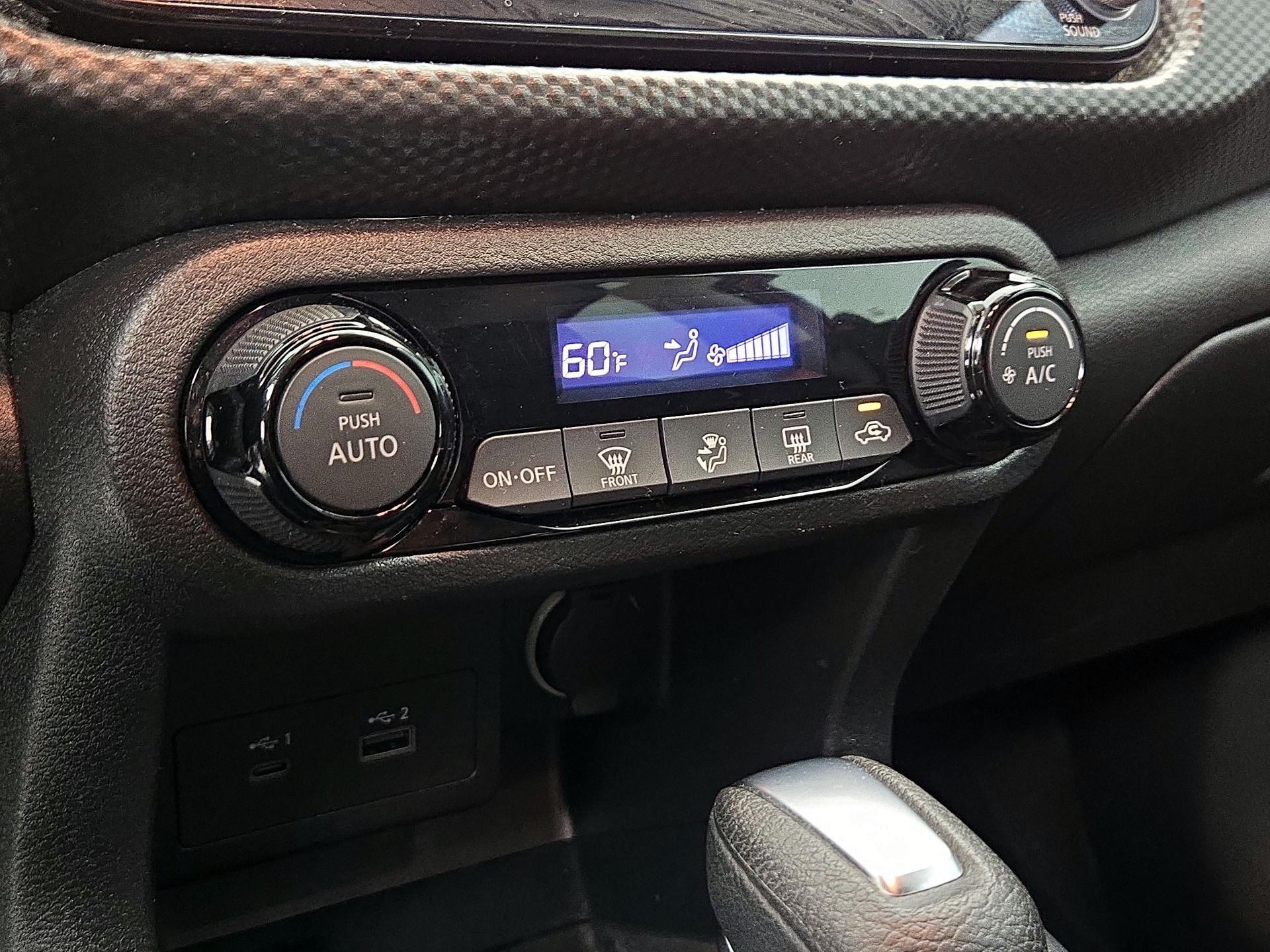 Thumbnail: 2021 Nissan Kicks - 16