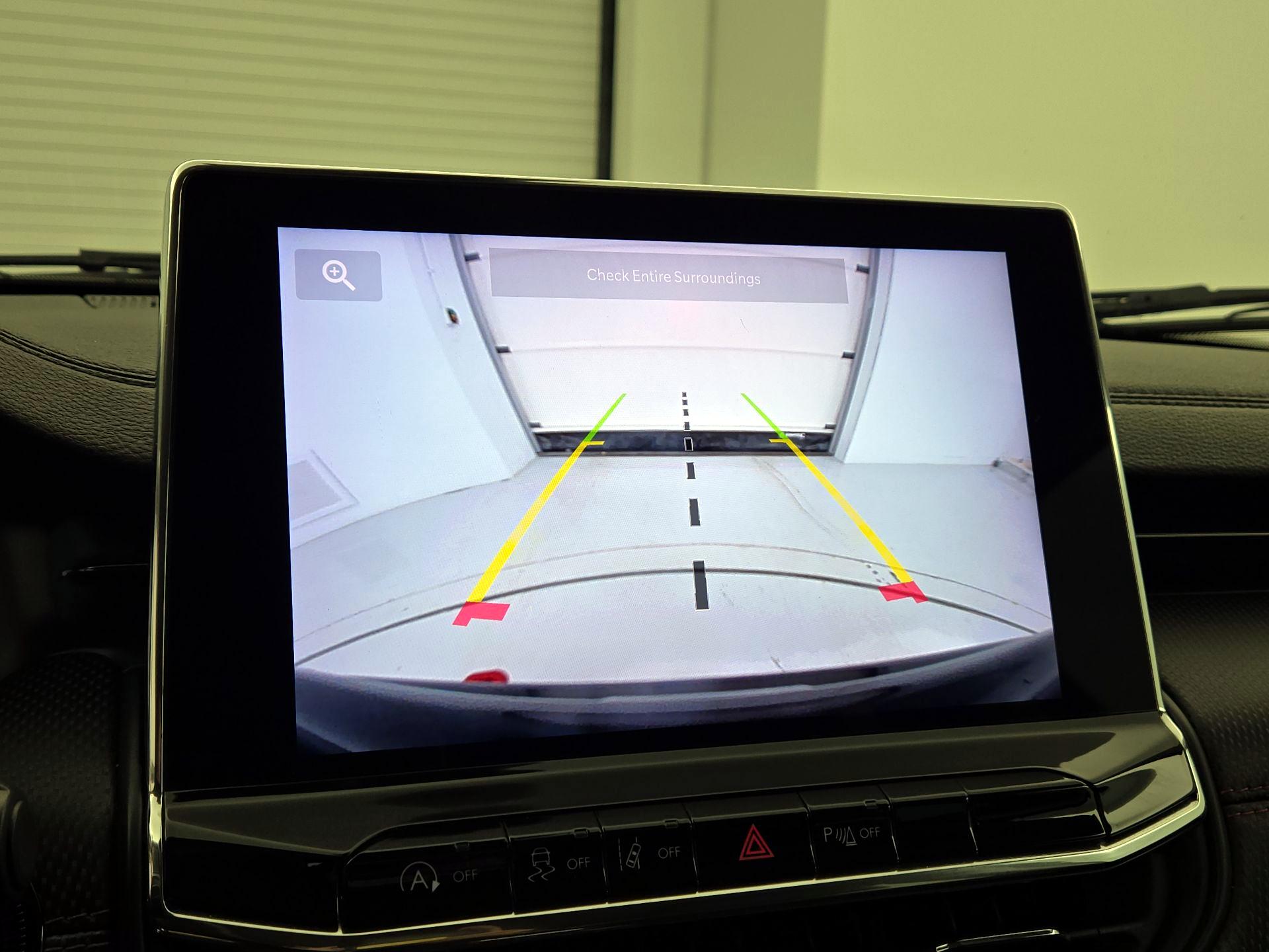 Thumbnail: 2022 Jeep Compass - 14