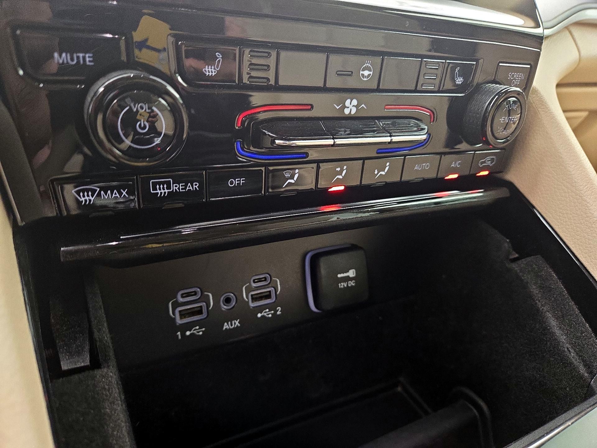 Thumbnail: 2021 Jeep Grand Cherokee L - 16