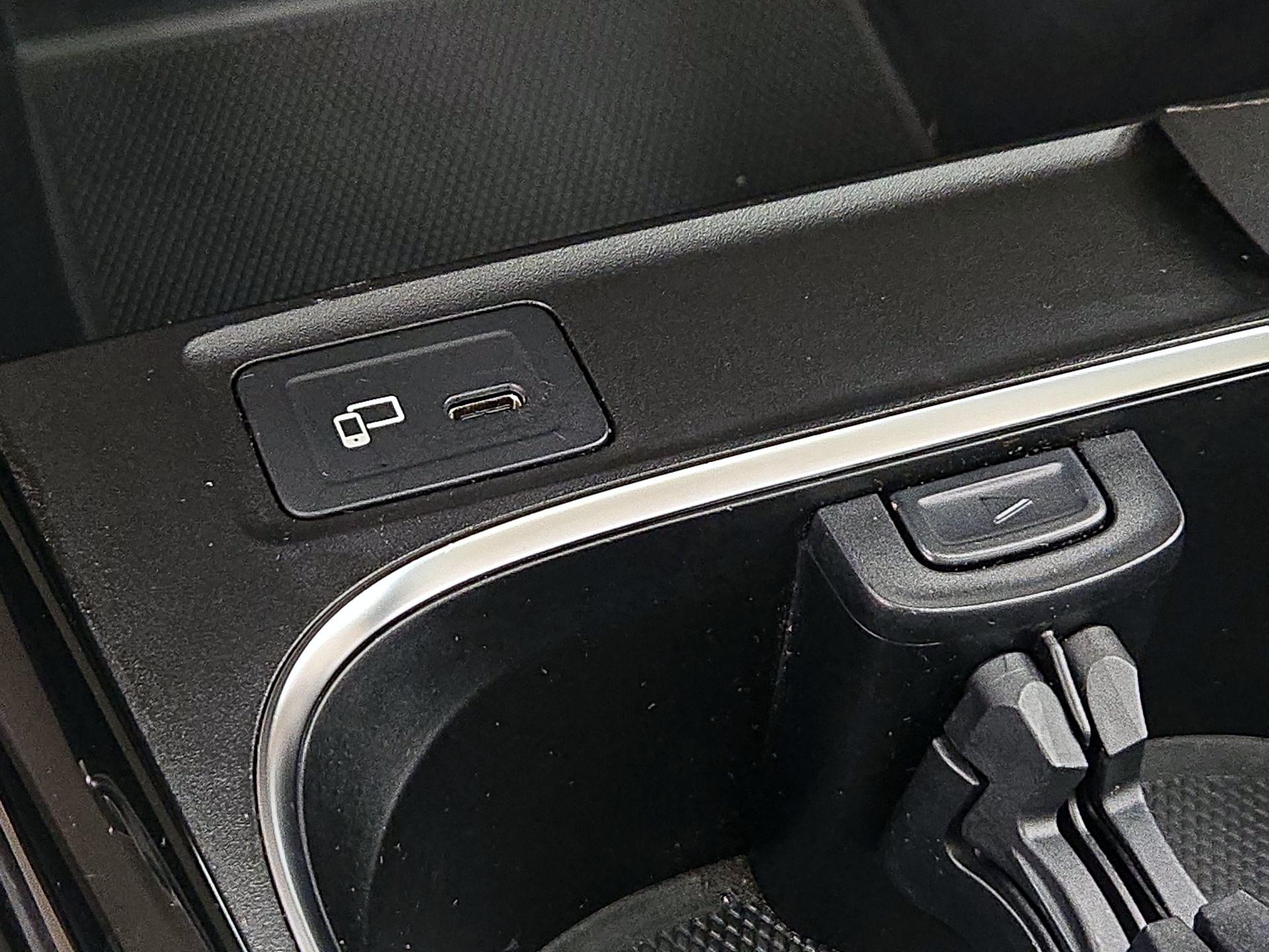Thumbnail: 2020 Mercedes-Benz A-Class - 19