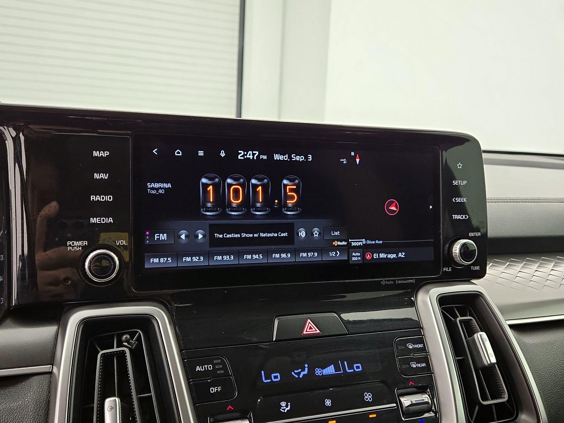 Thumbnail: 2022 Kia Sorento - 16
