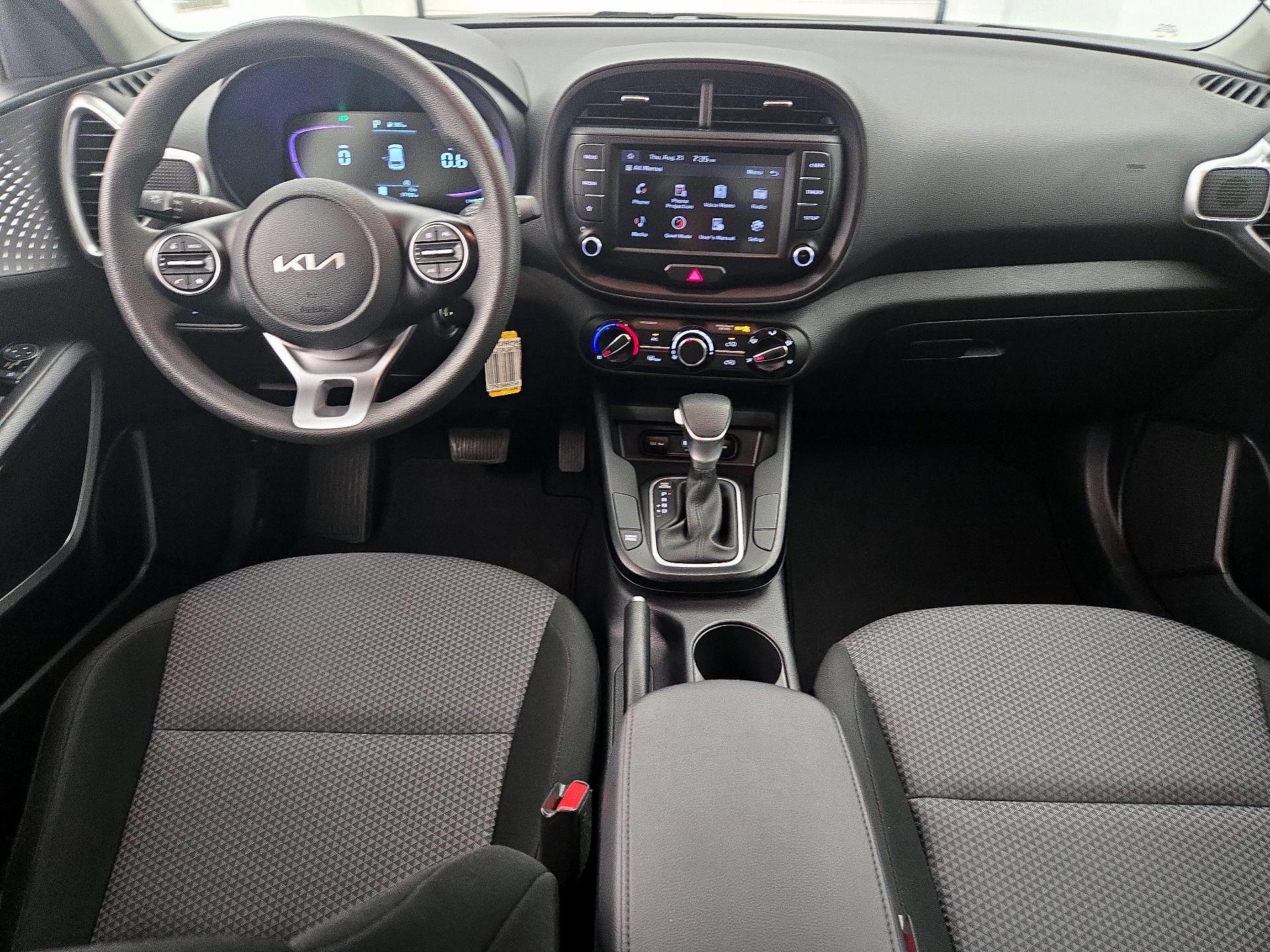 Thumbnail: 2023 Kia Soul - 9