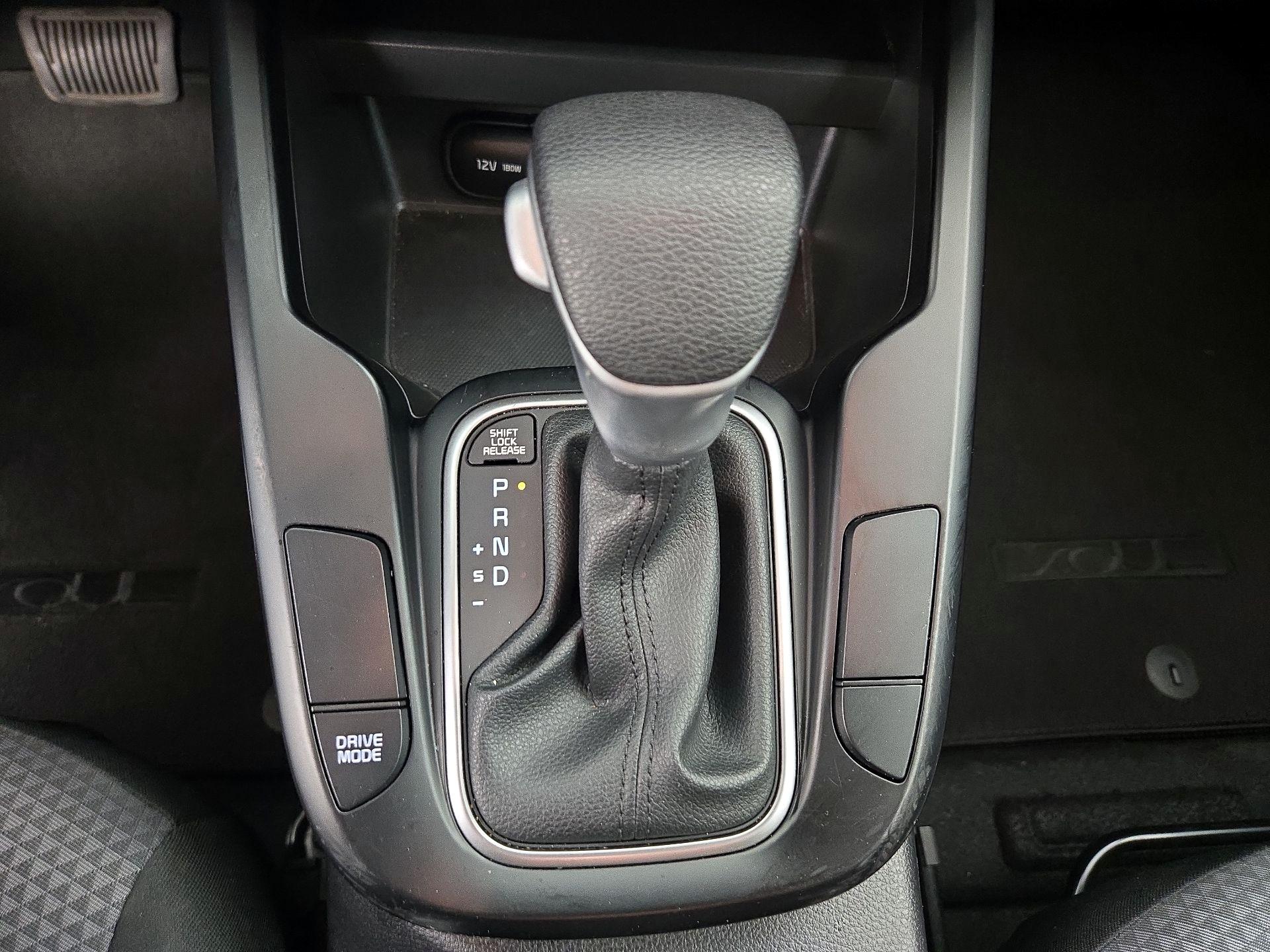 Thumbnail: 2023 Kia Soul - 17
