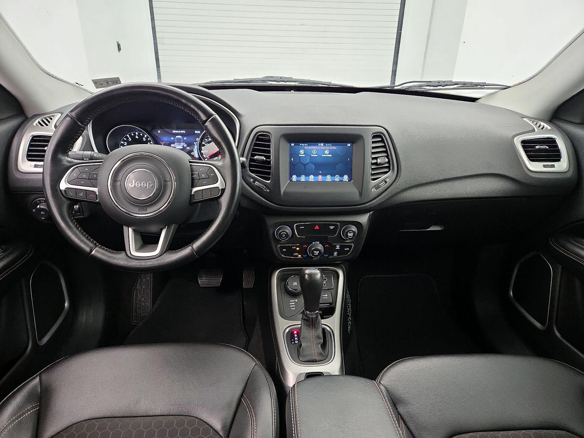 Thumbnail: 2021 Jeep Compass - 9