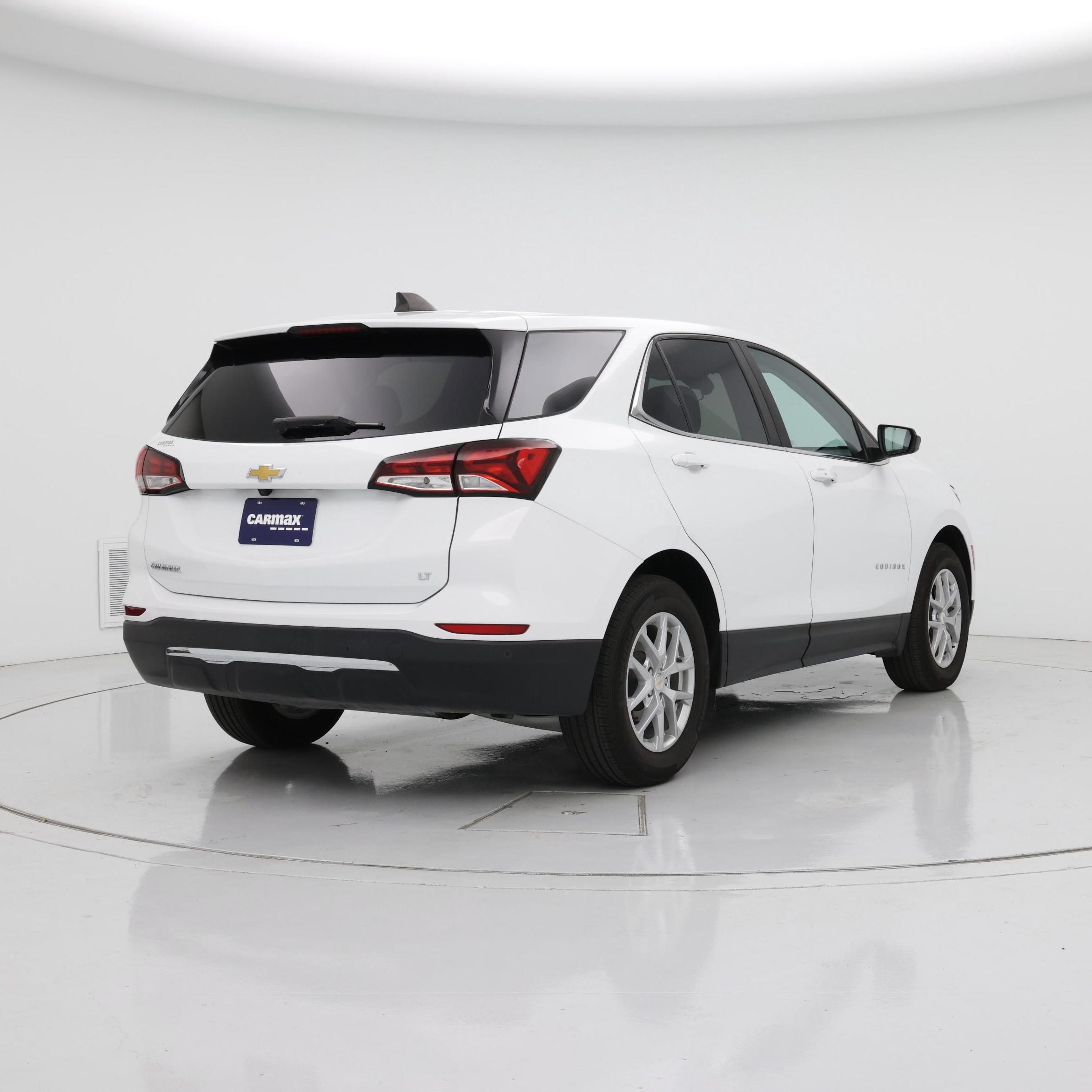 Thumbnail: 2023 Chevrolet Equinox - 8