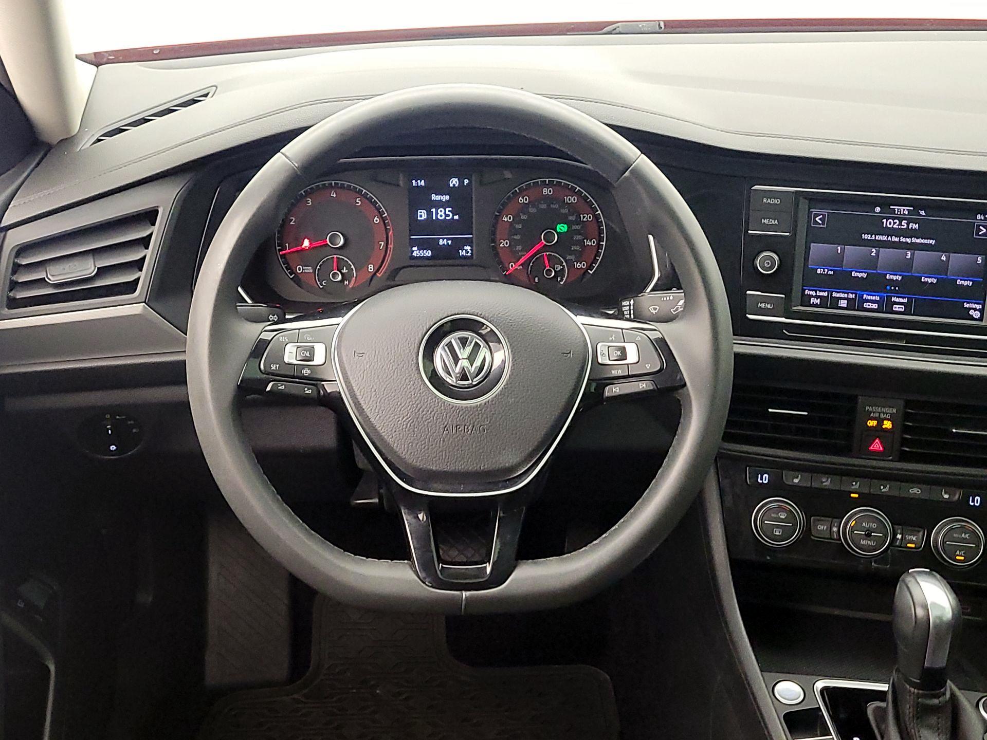 Thumbnail: 2020 Volkswagen Jetta - 10
