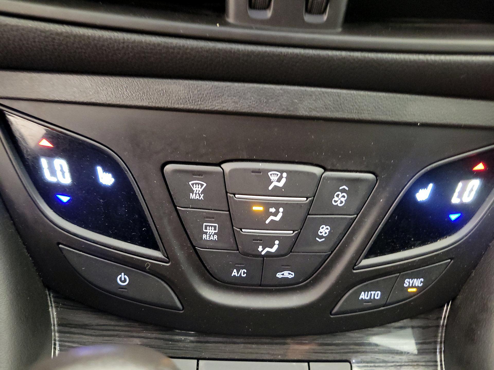 Thumbnail: 2017 Buick Envision - 16
