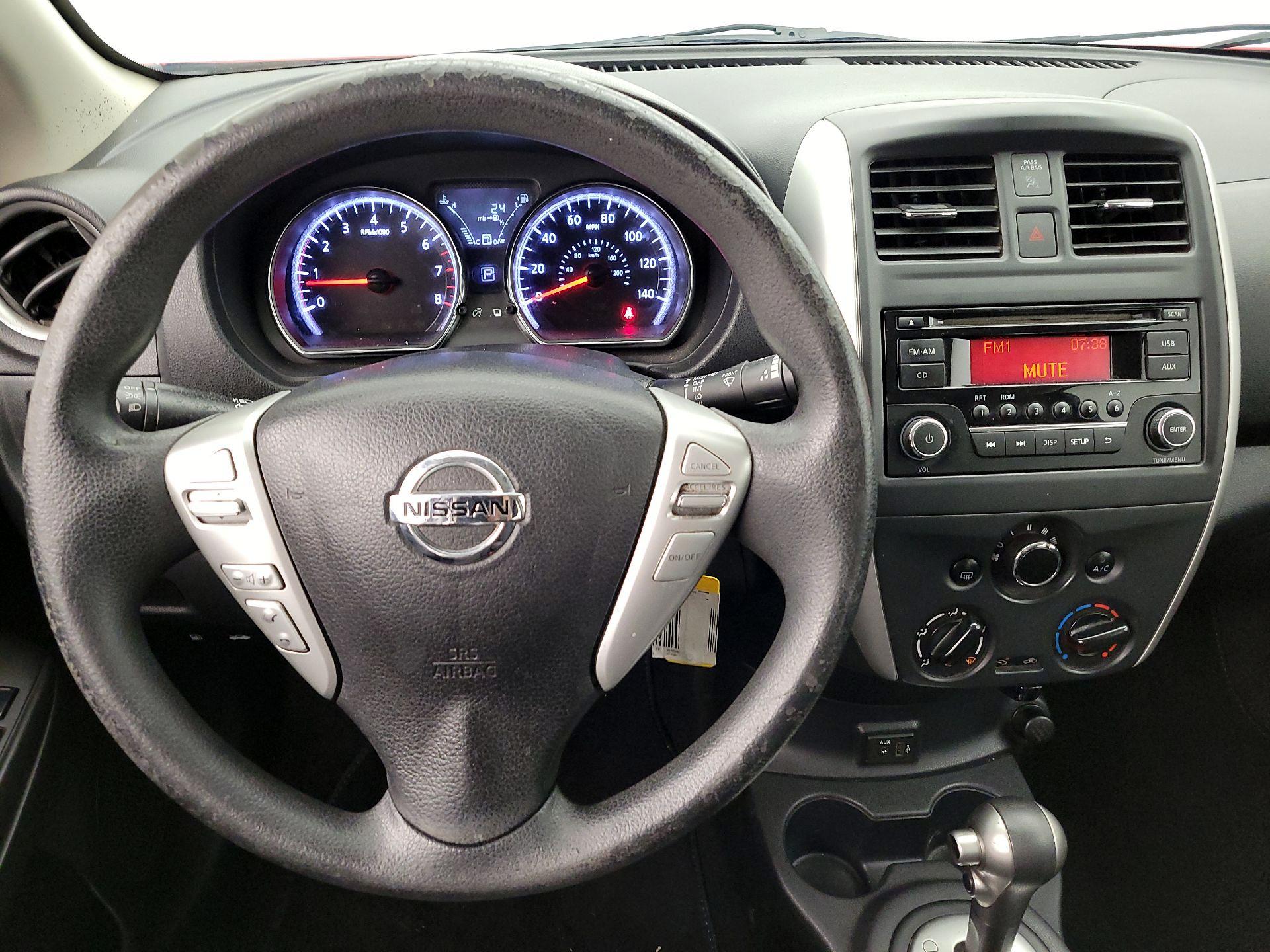 Thumbnail: 2018 Nissan Versa - 10