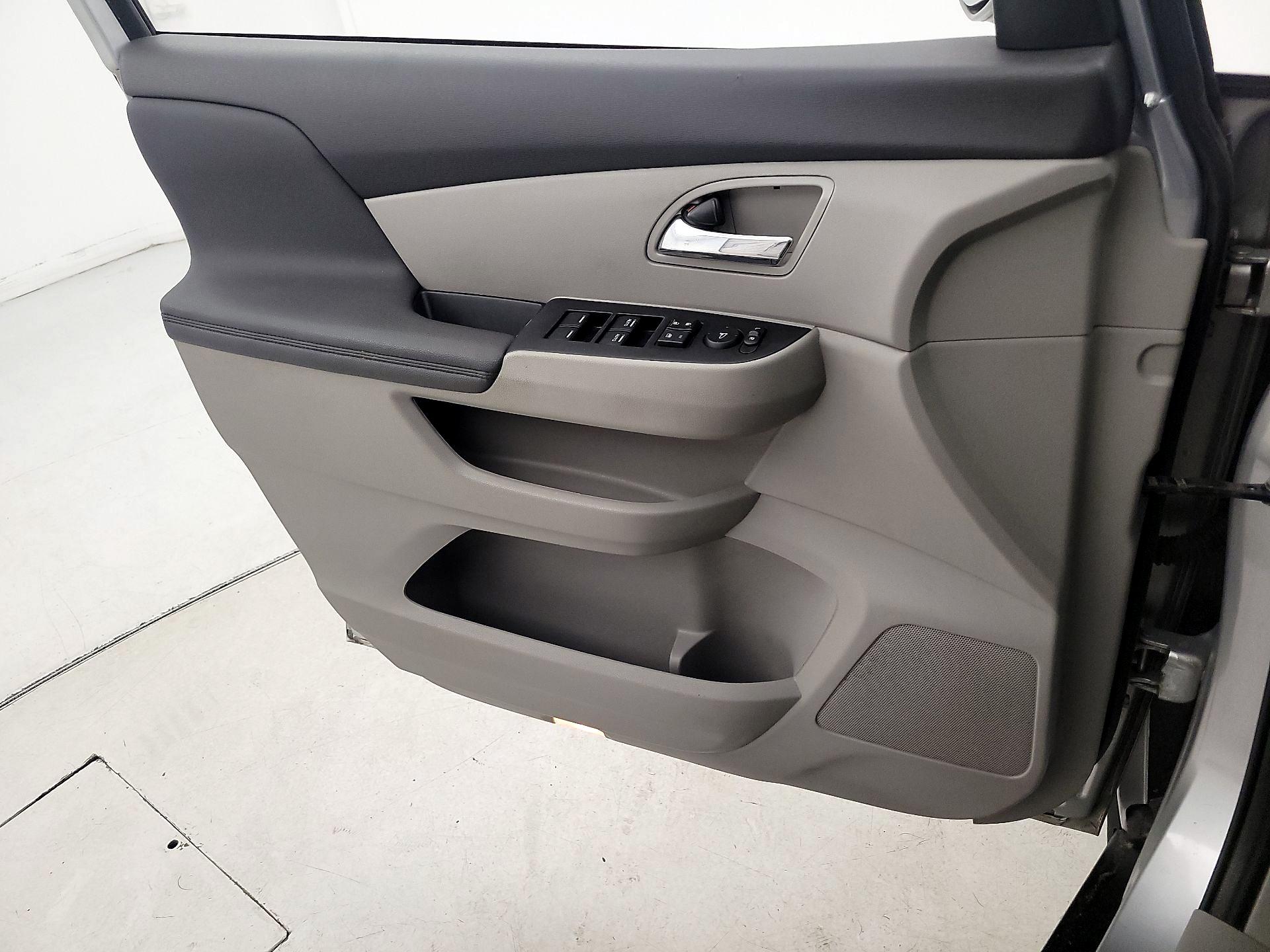 Thumbnail: 2014 Honda Odyssey - 12