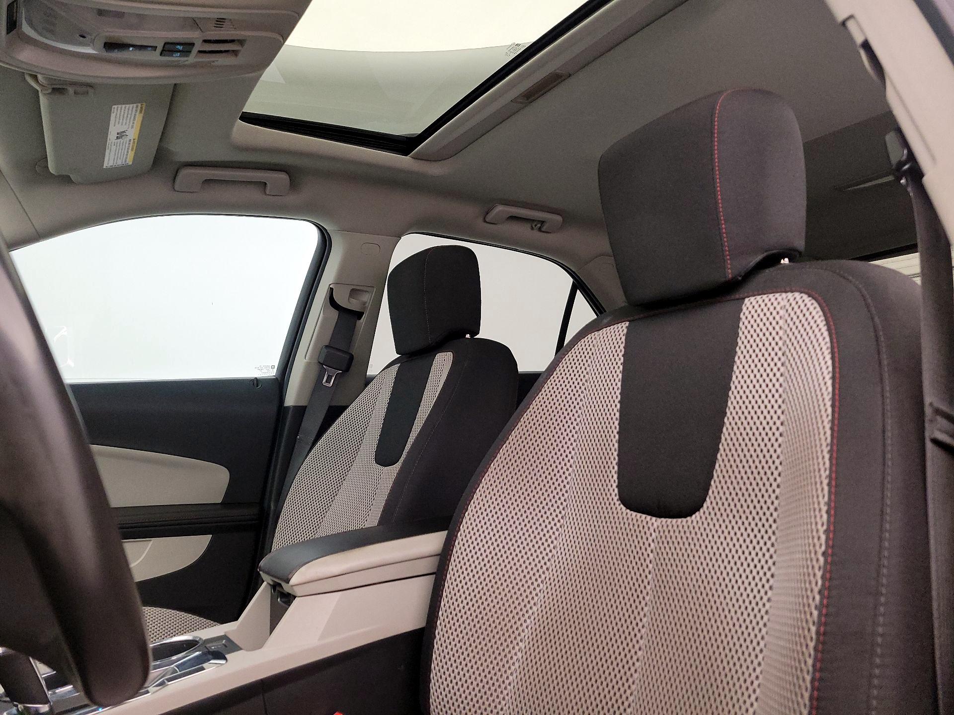 Thumbnail: 2015 Chevrolet Equinox - 17