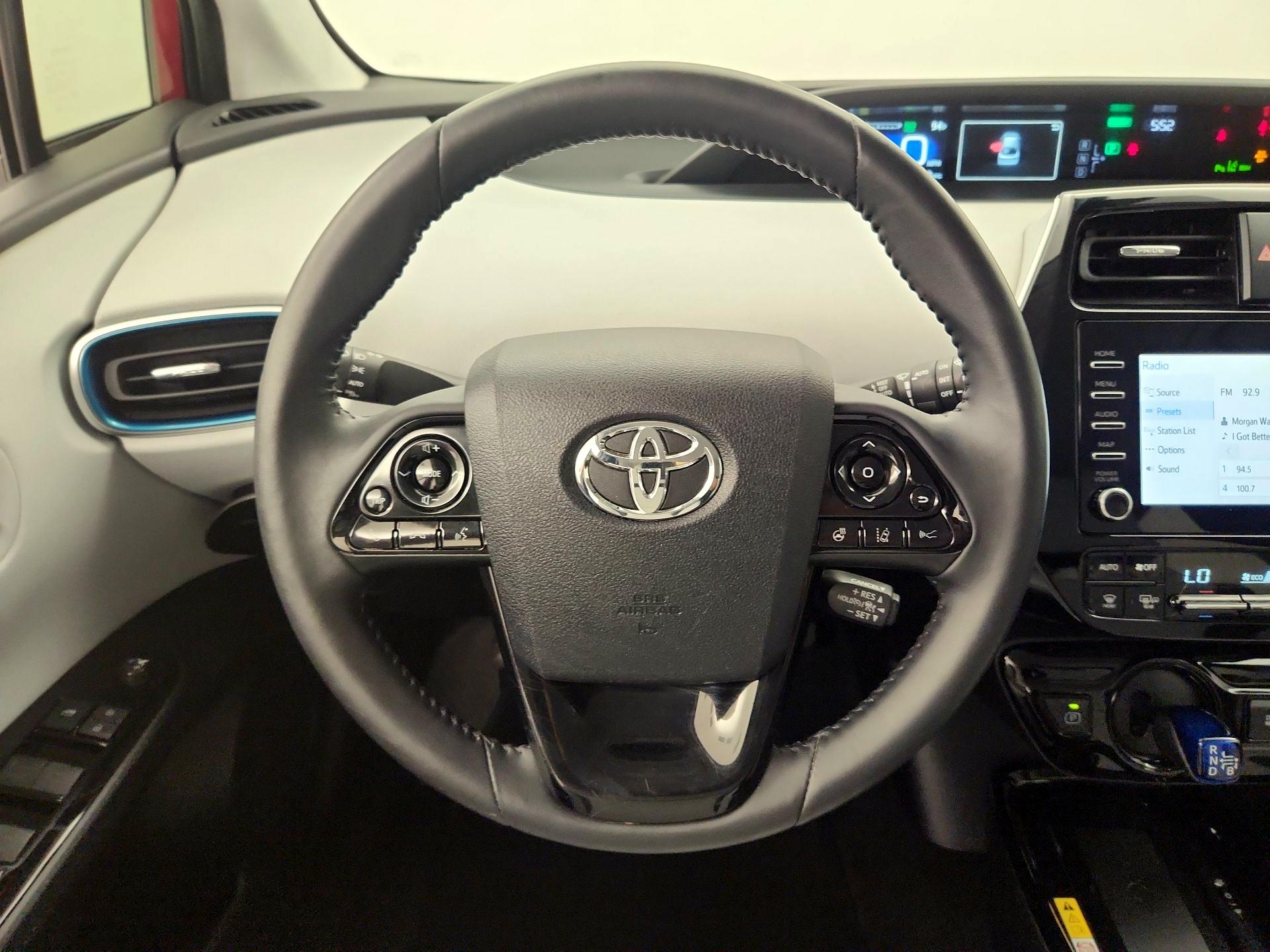 Thumbnail: 2020 Toyota Prius - 10