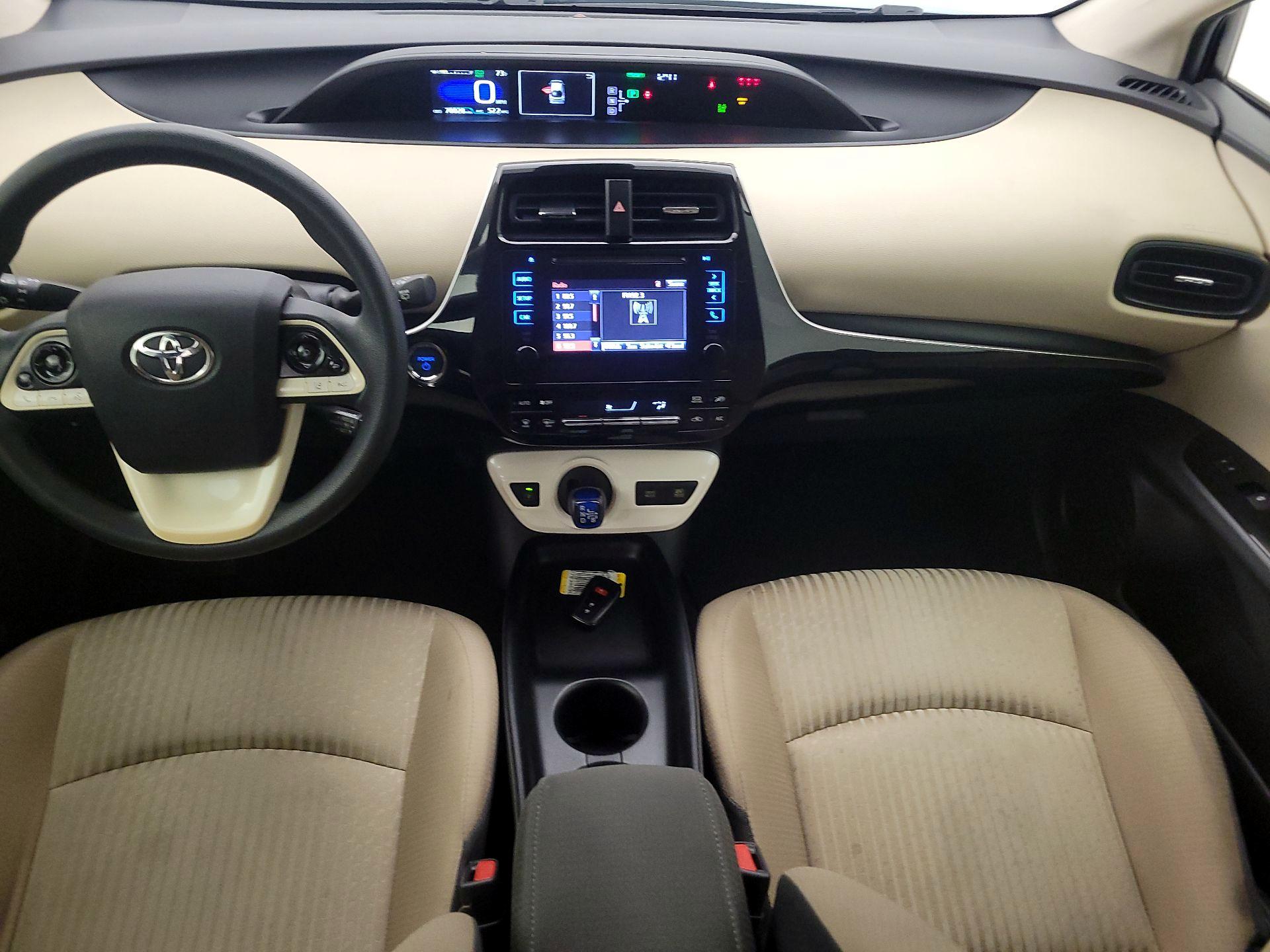 Thumbnail: 2017 Toyota Prius - 9