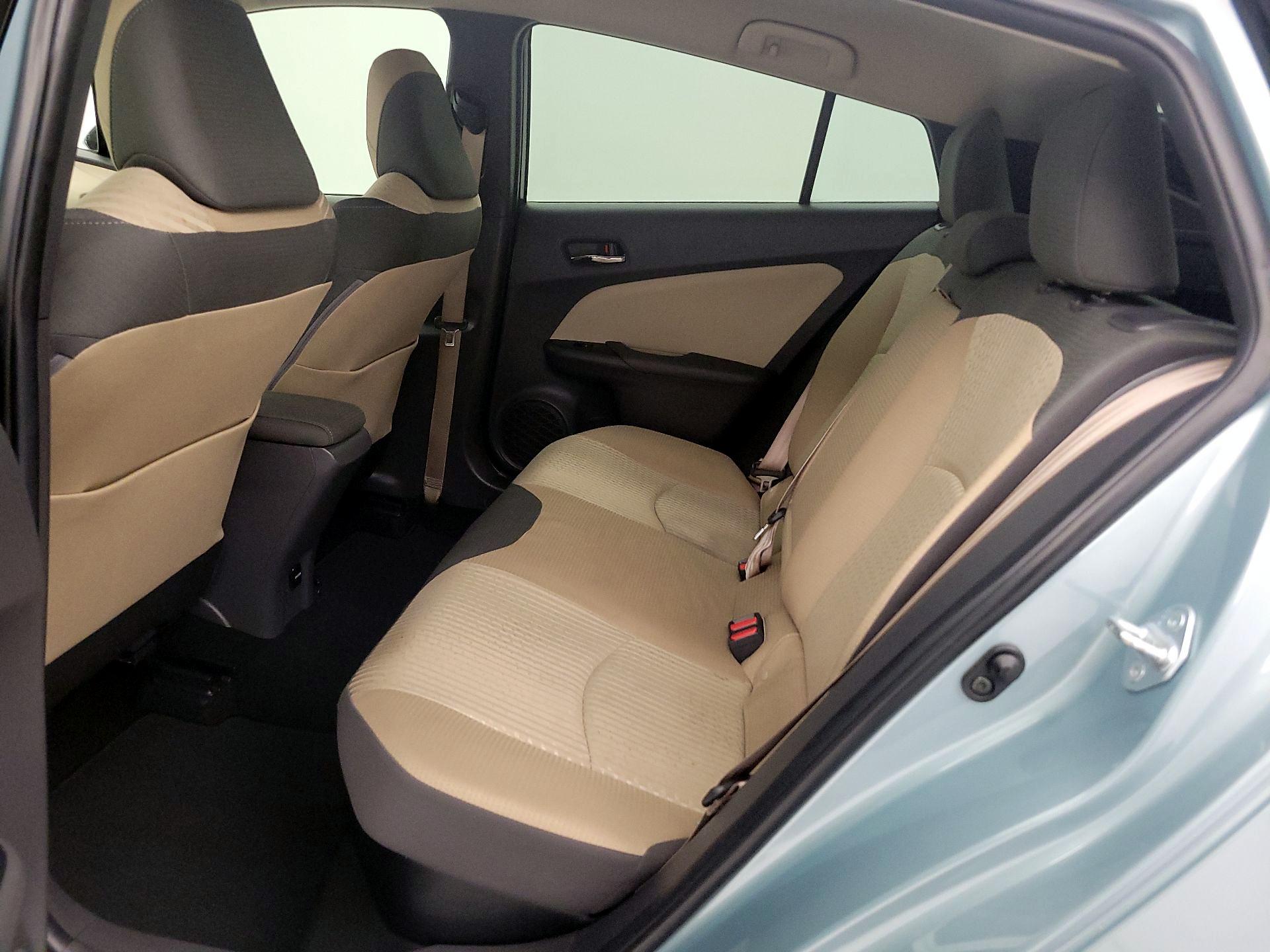 Thumbnail: 2017 Toyota Prius - 19