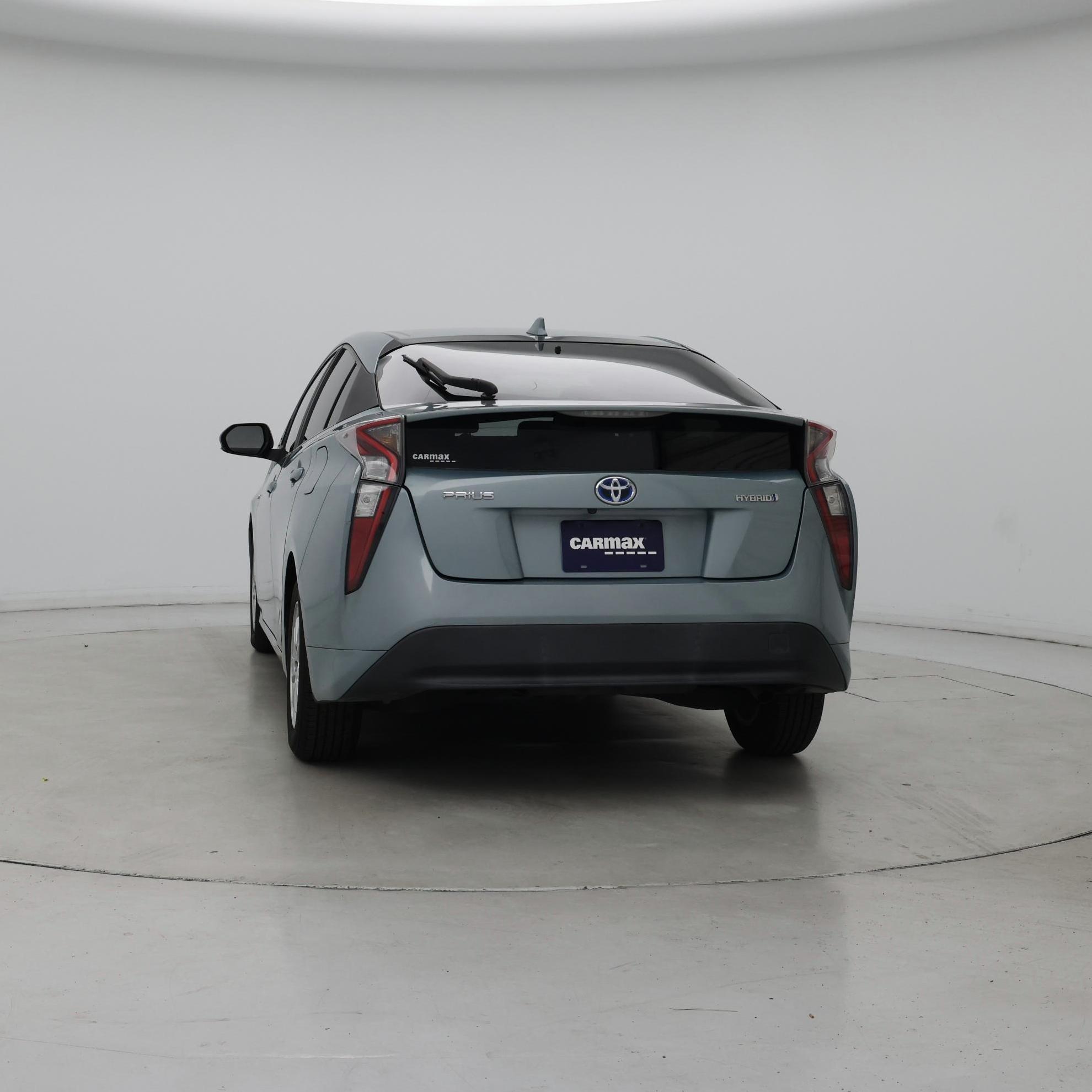 Thumbnail: 2017 Toyota Prius - 6