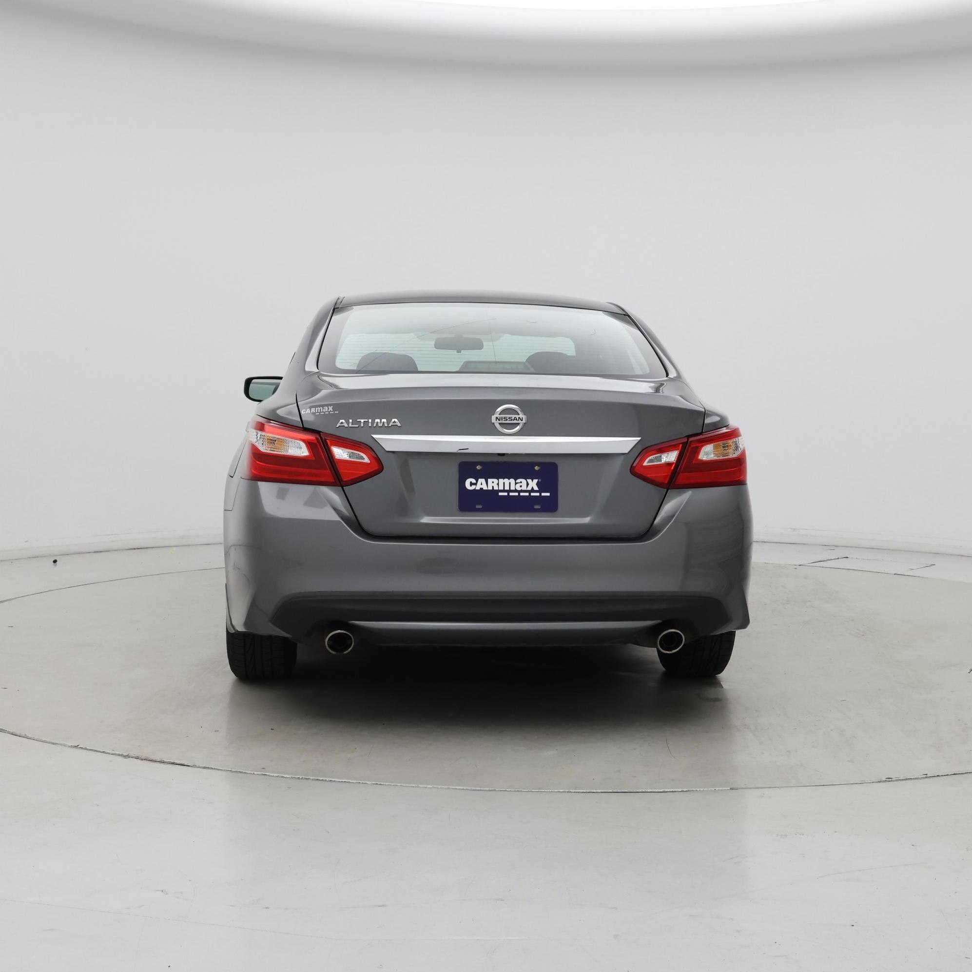 Thumbnail: 2016 Nissan Altima - 6