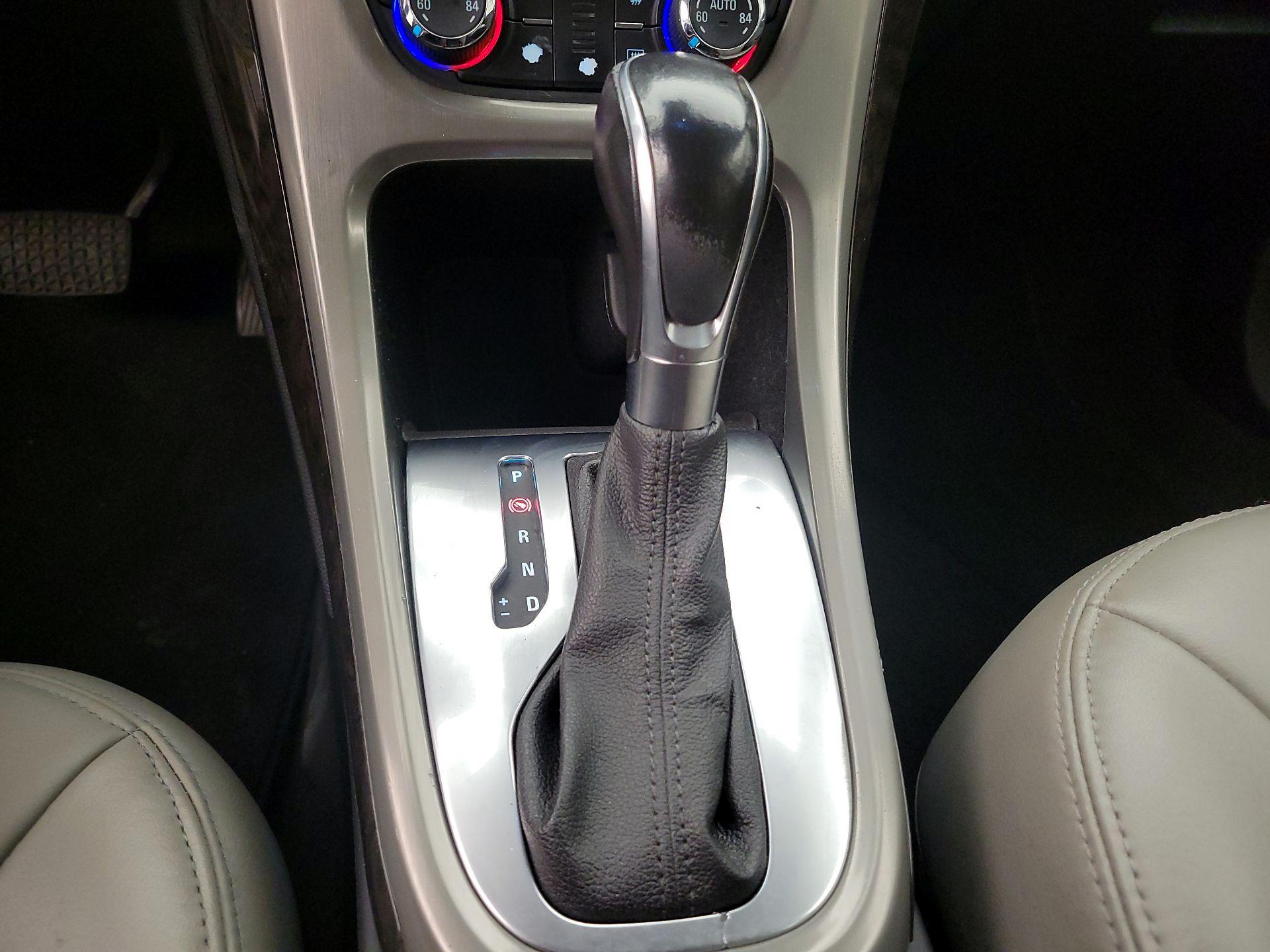 Thumbnail: 2016 Buick Verano - 17