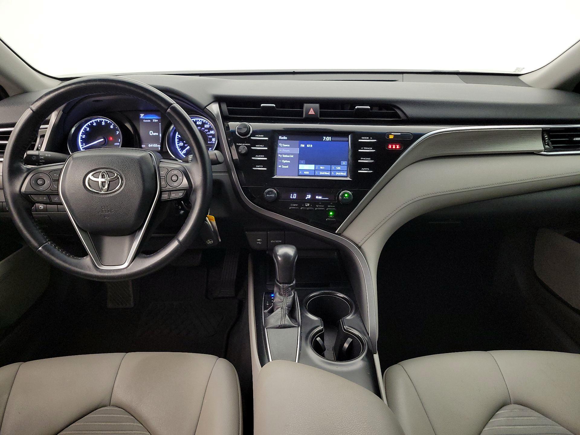 Thumbnail: 2018 Toyota Camry - 9