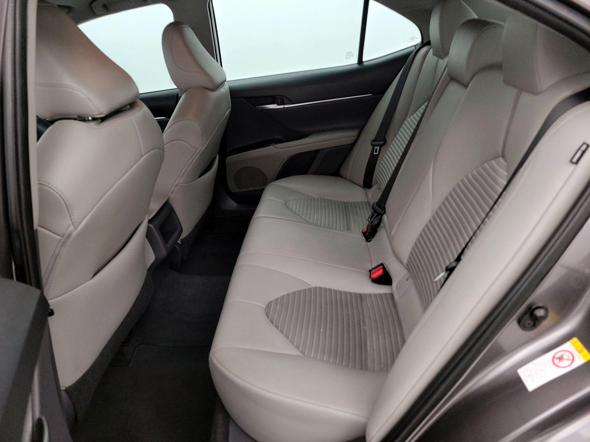 Thumbnail: 2018 Toyota Camry - 19