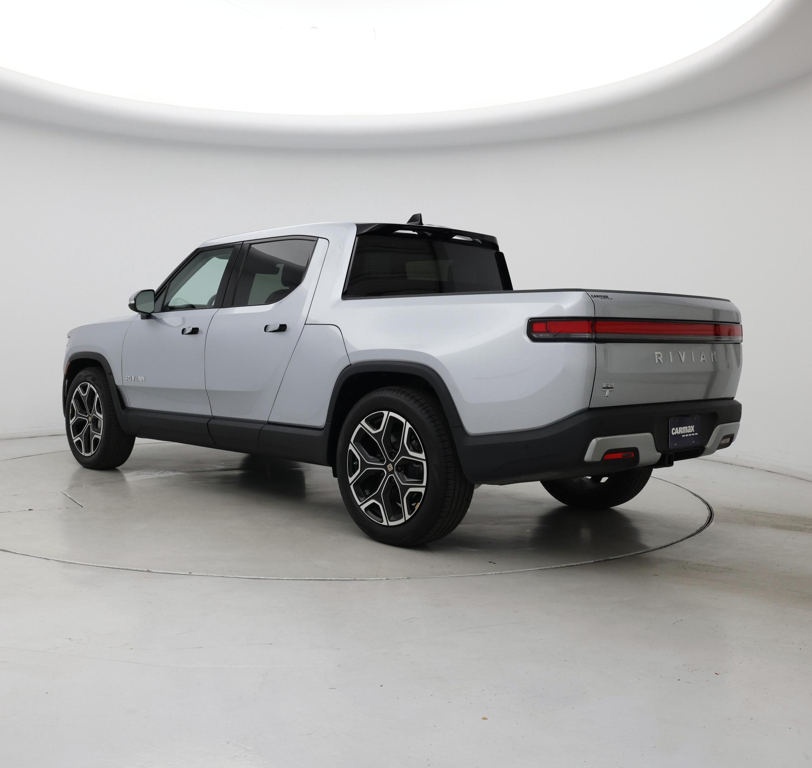 Thumbnail: 2024 Rivian R1T - 2