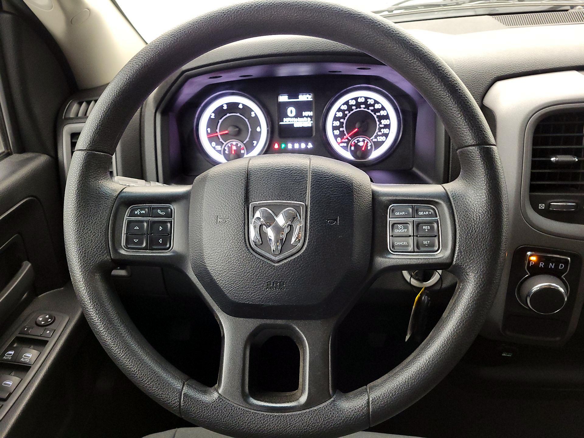 Thumbnail: 2022 RAM 1500 Classic - 10