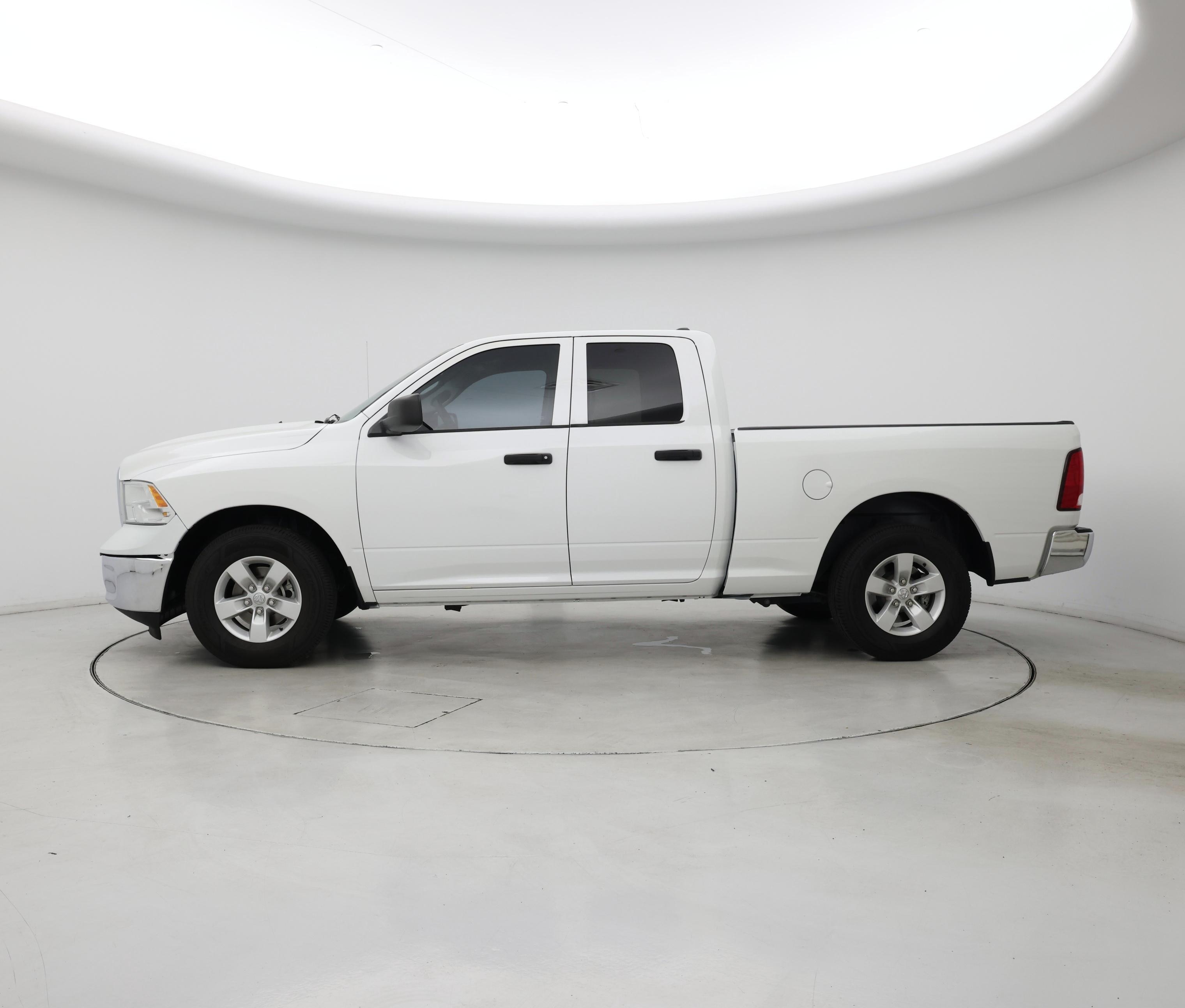 Thumbnail: 2022 RAM 1500 Classic - 3