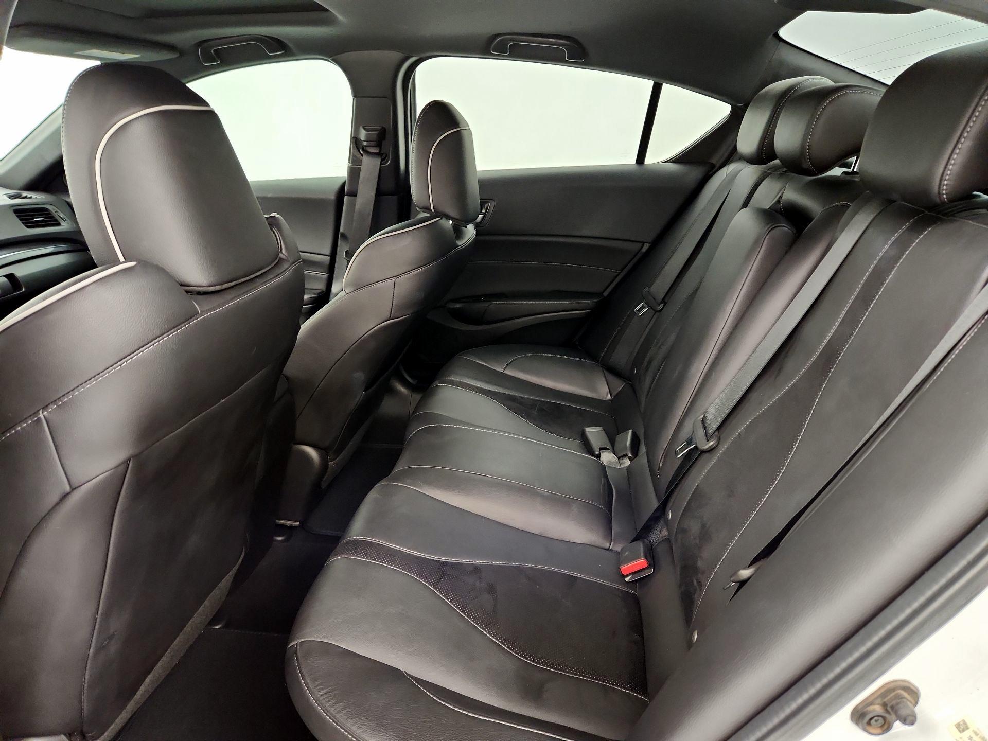Thumbnail: 2020 Acura ILX - 20