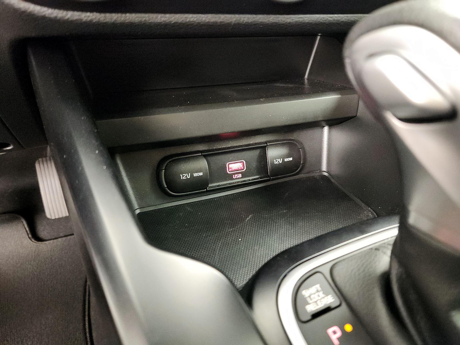 Thumbnail: 2021 Kia Soul - 18