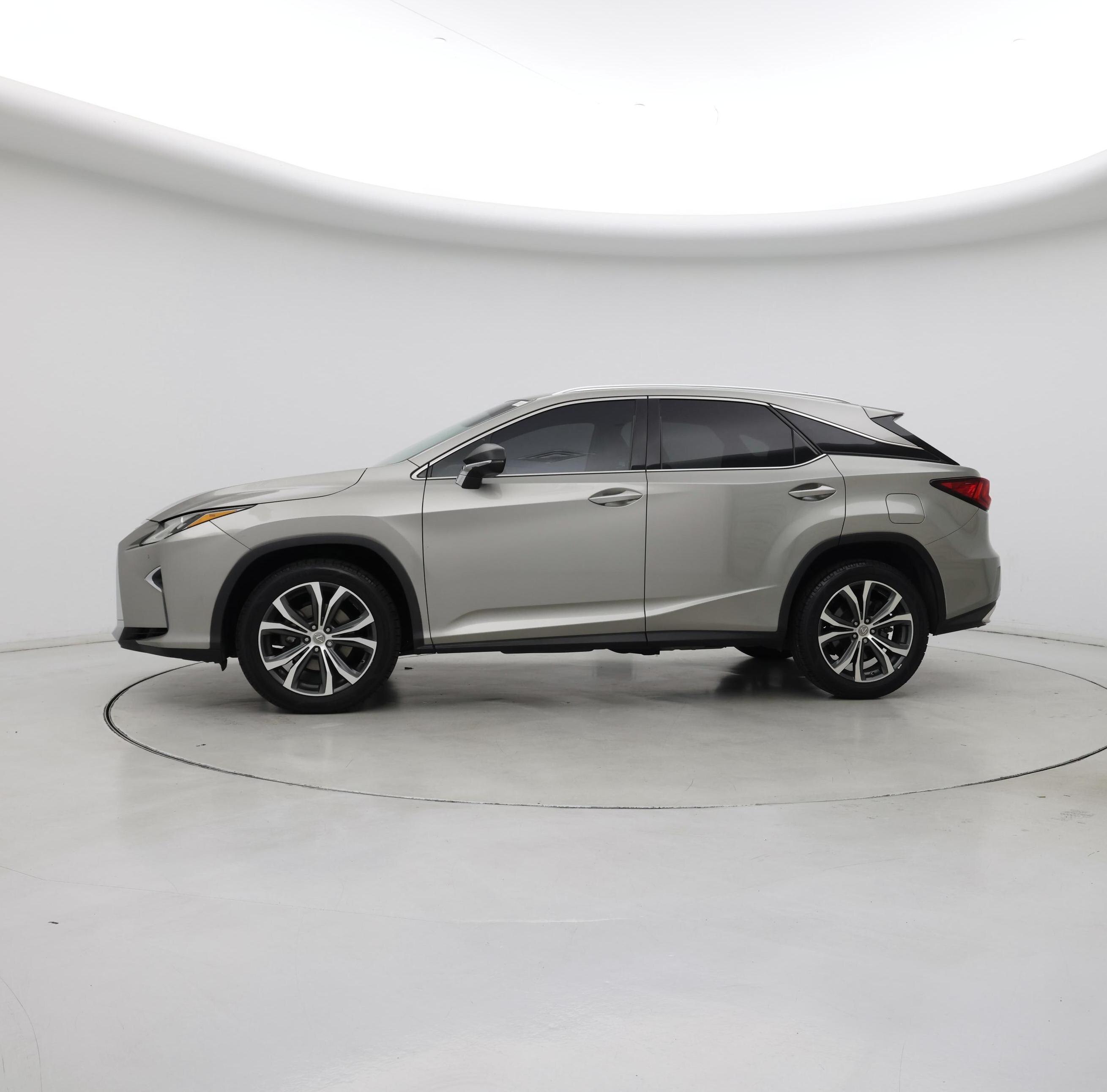 Thumbnail: 2017 Lexus RX - 3
