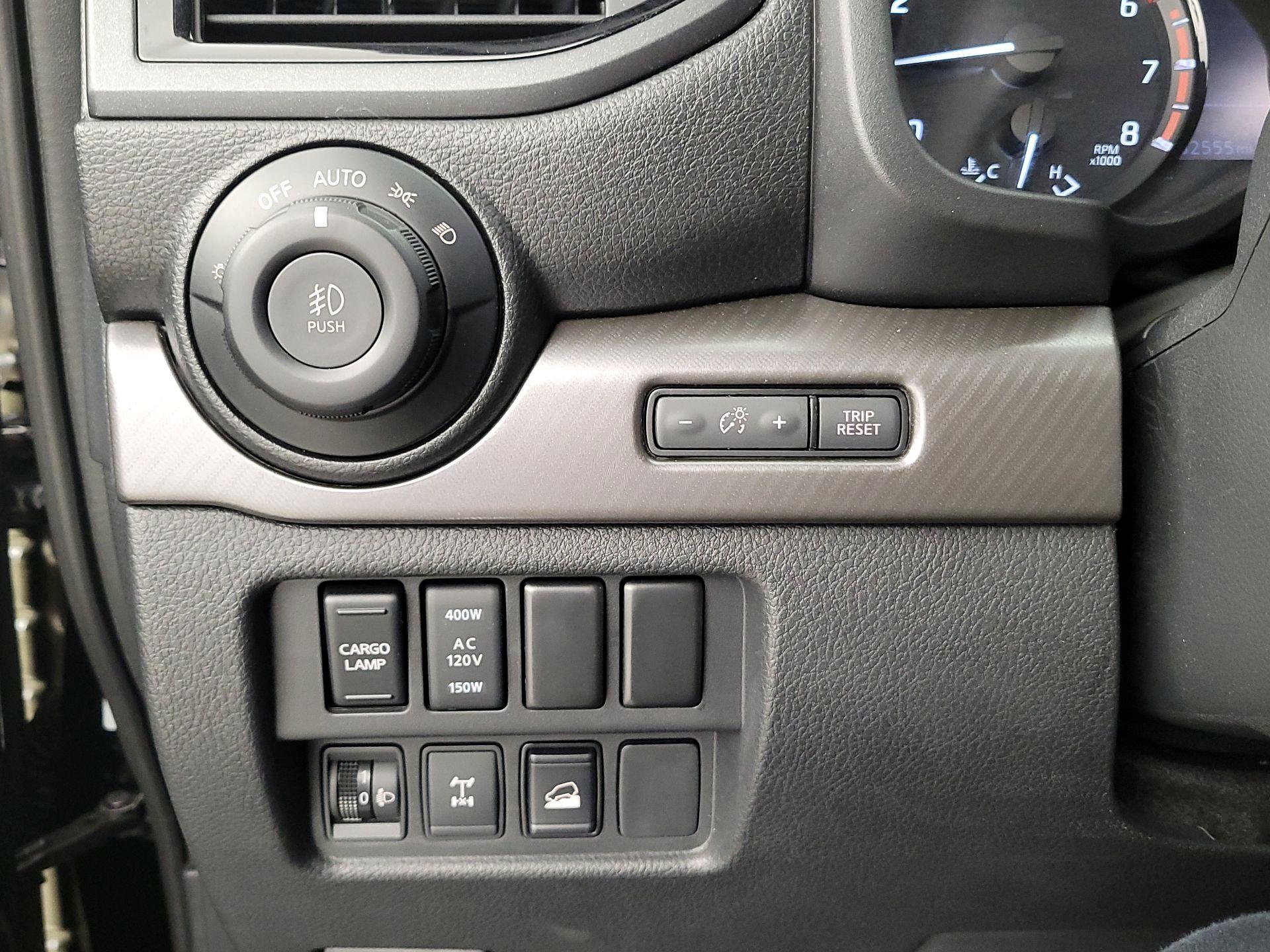 Thumbnail: 2021 Nissan Titan - 13