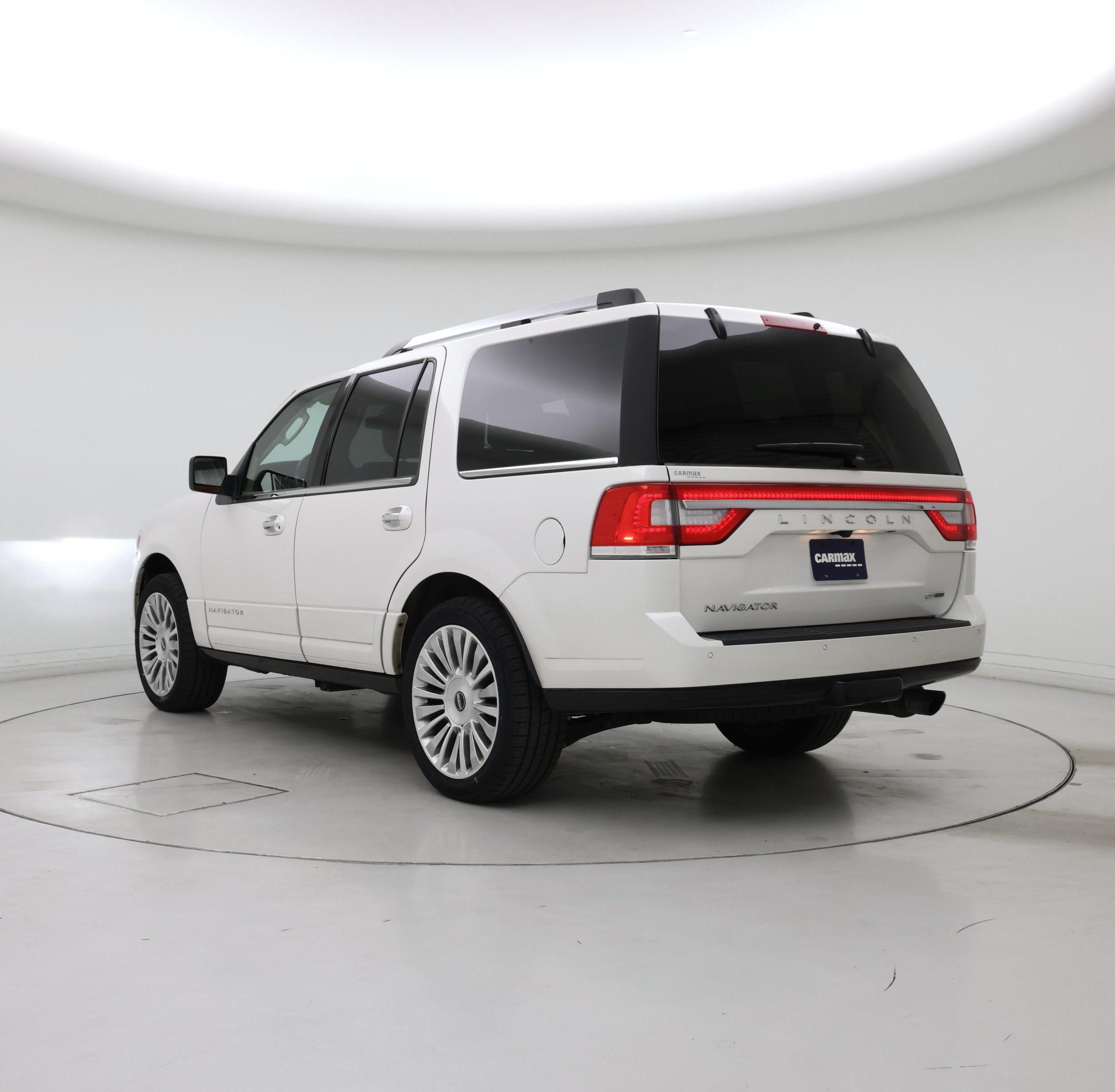 Thumbnail: 2016 Lincoln Navigator - 2