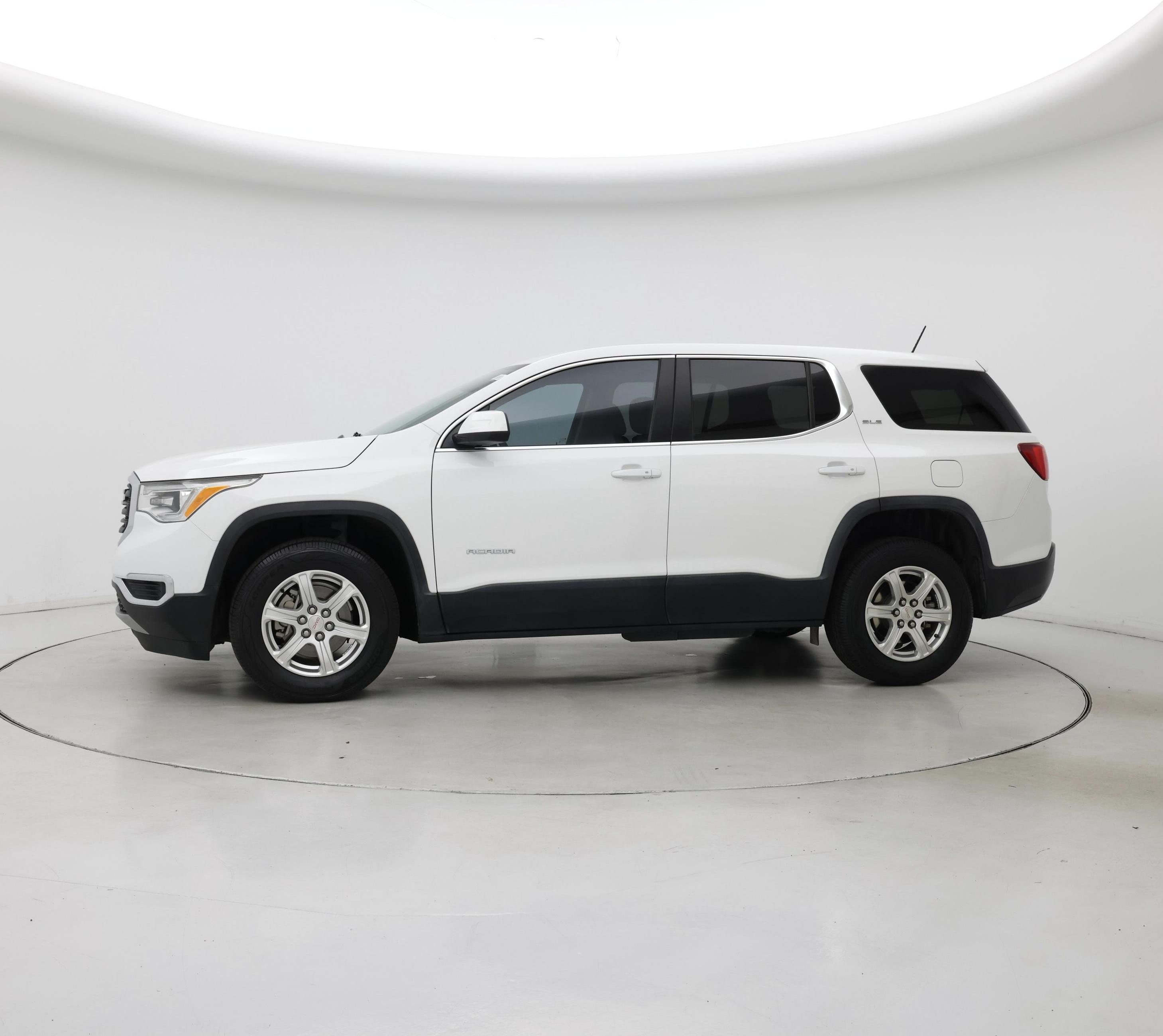 Thumbnail: 2019 GMC Acadia - 3