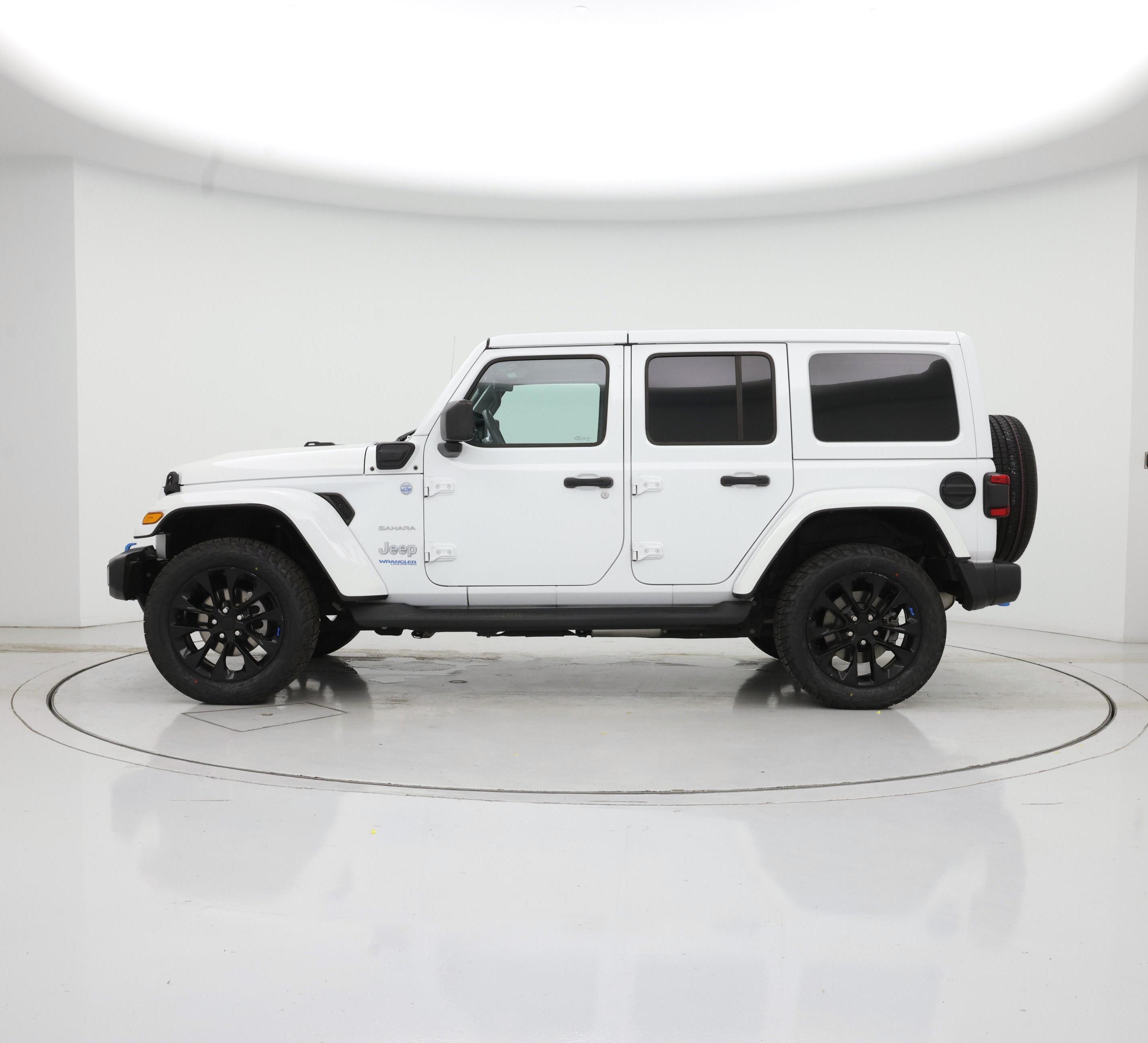 Thumbnail: 2022 Jeep Wrangler - 3